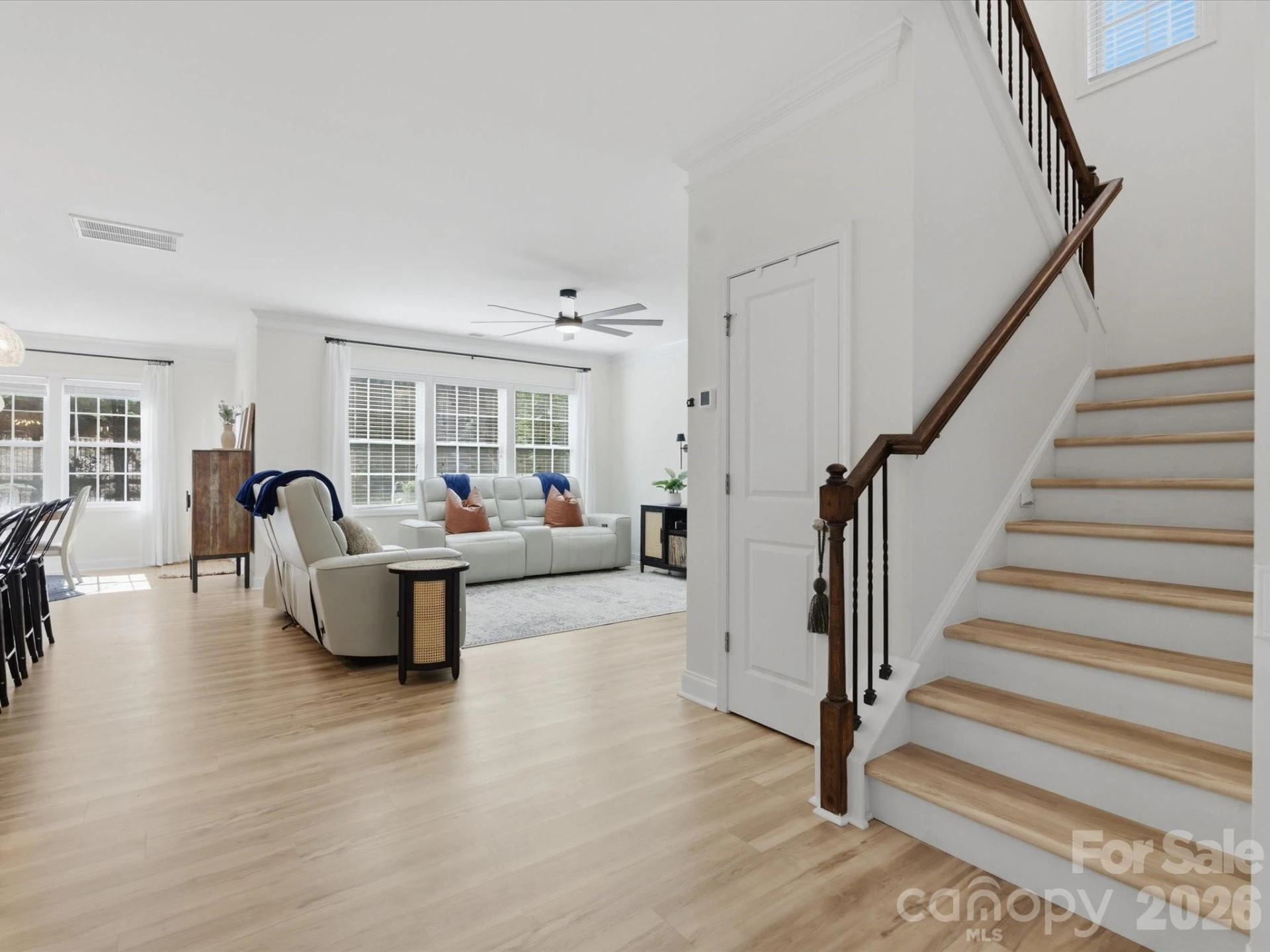 1013 Brunswick Way - Photo 11