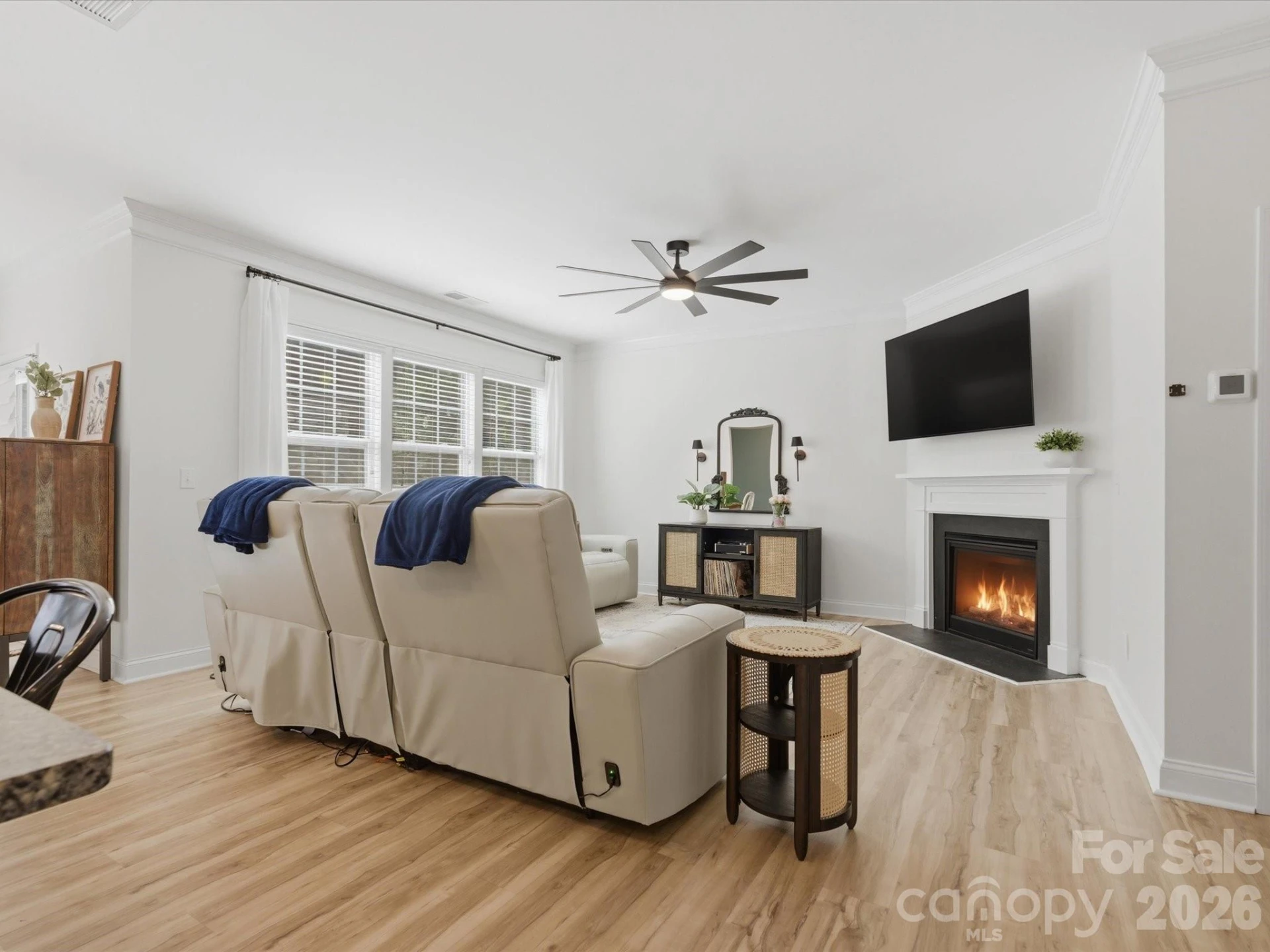 1013 Brunswick Way - Photo 14