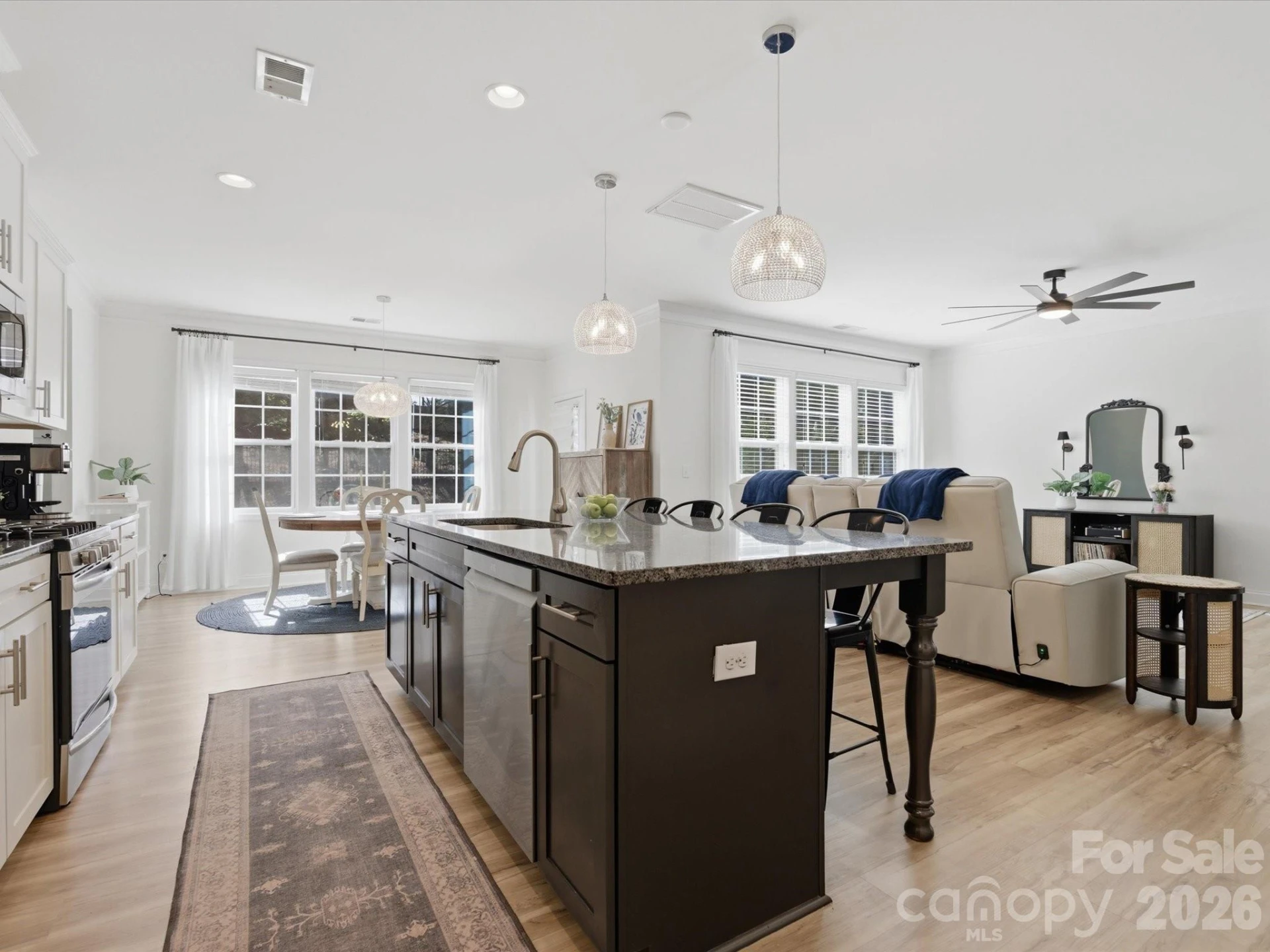 1013 Brunswick Way - Photo 15