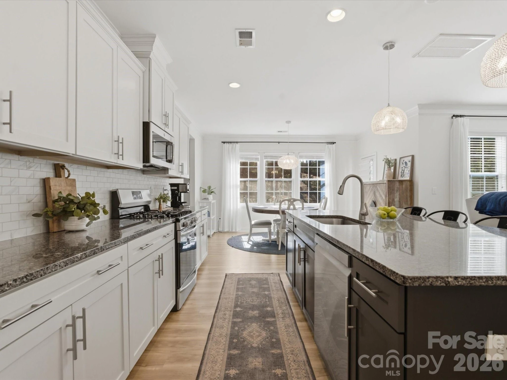 1013 Brunswick Way - Photo 16