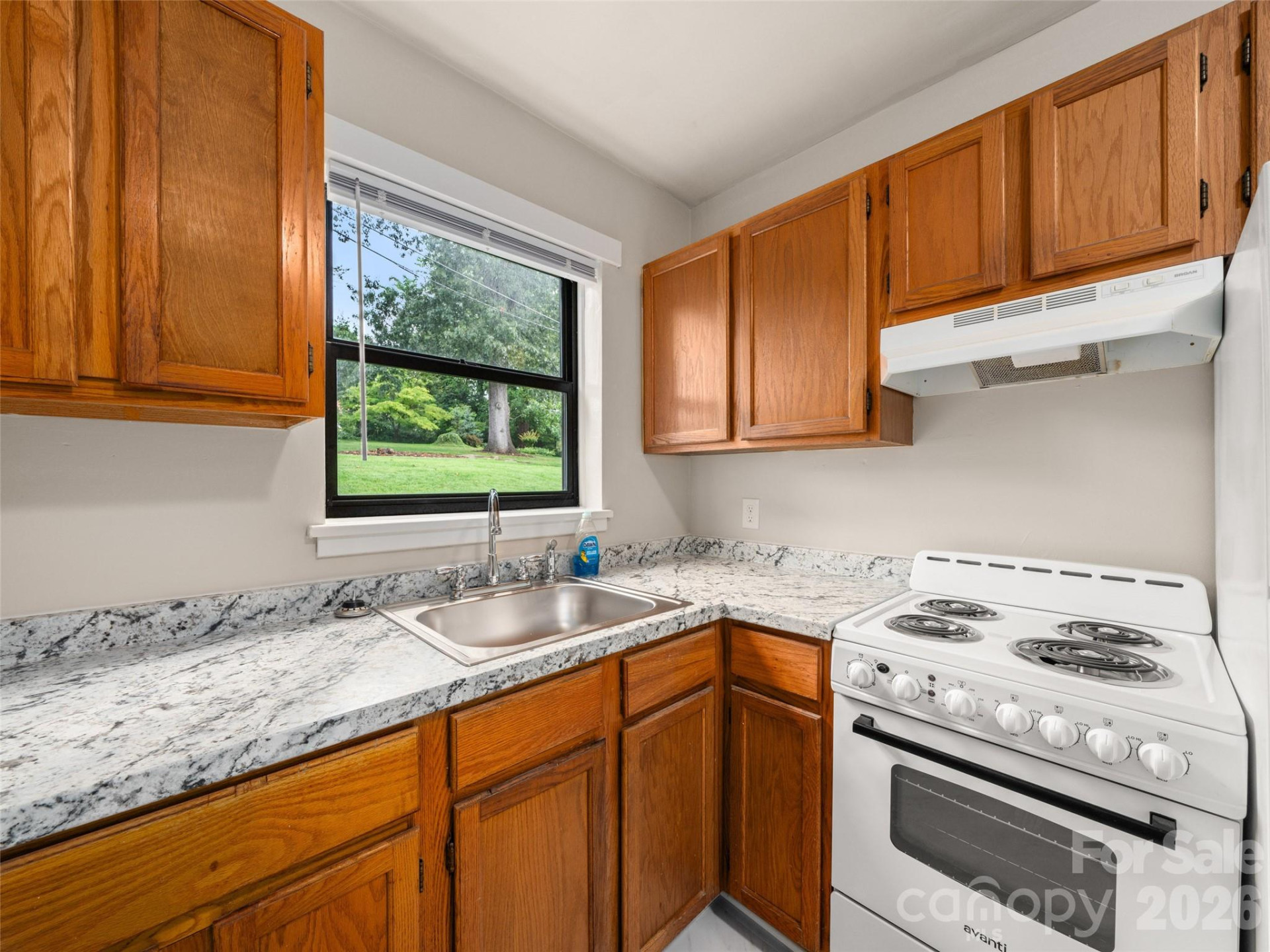 8 Units - 615 Biltmore Avenue - Photo 22