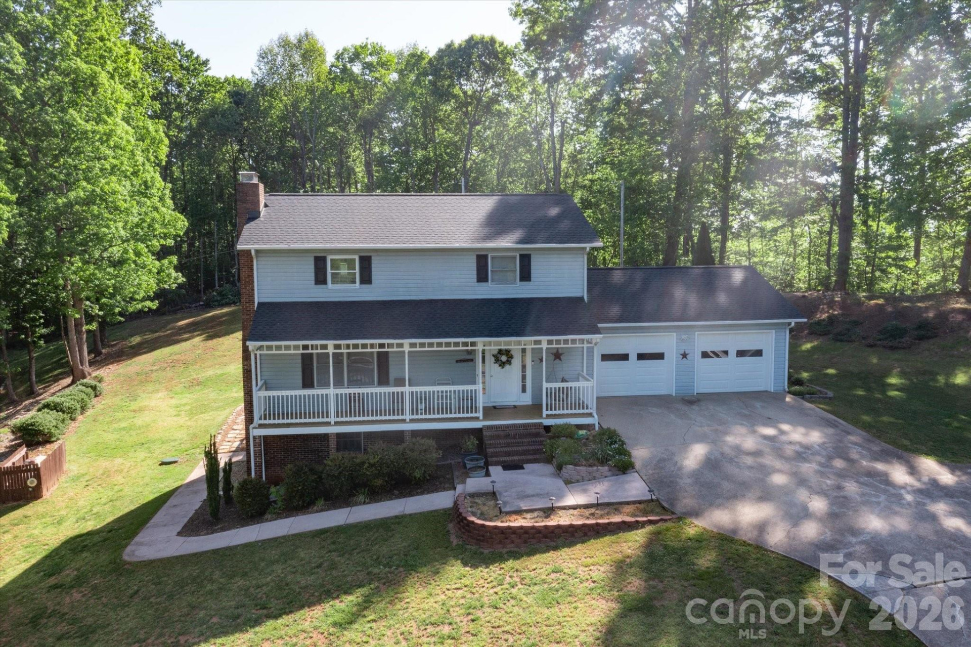 295 Cobblestone Drive - Photo 2