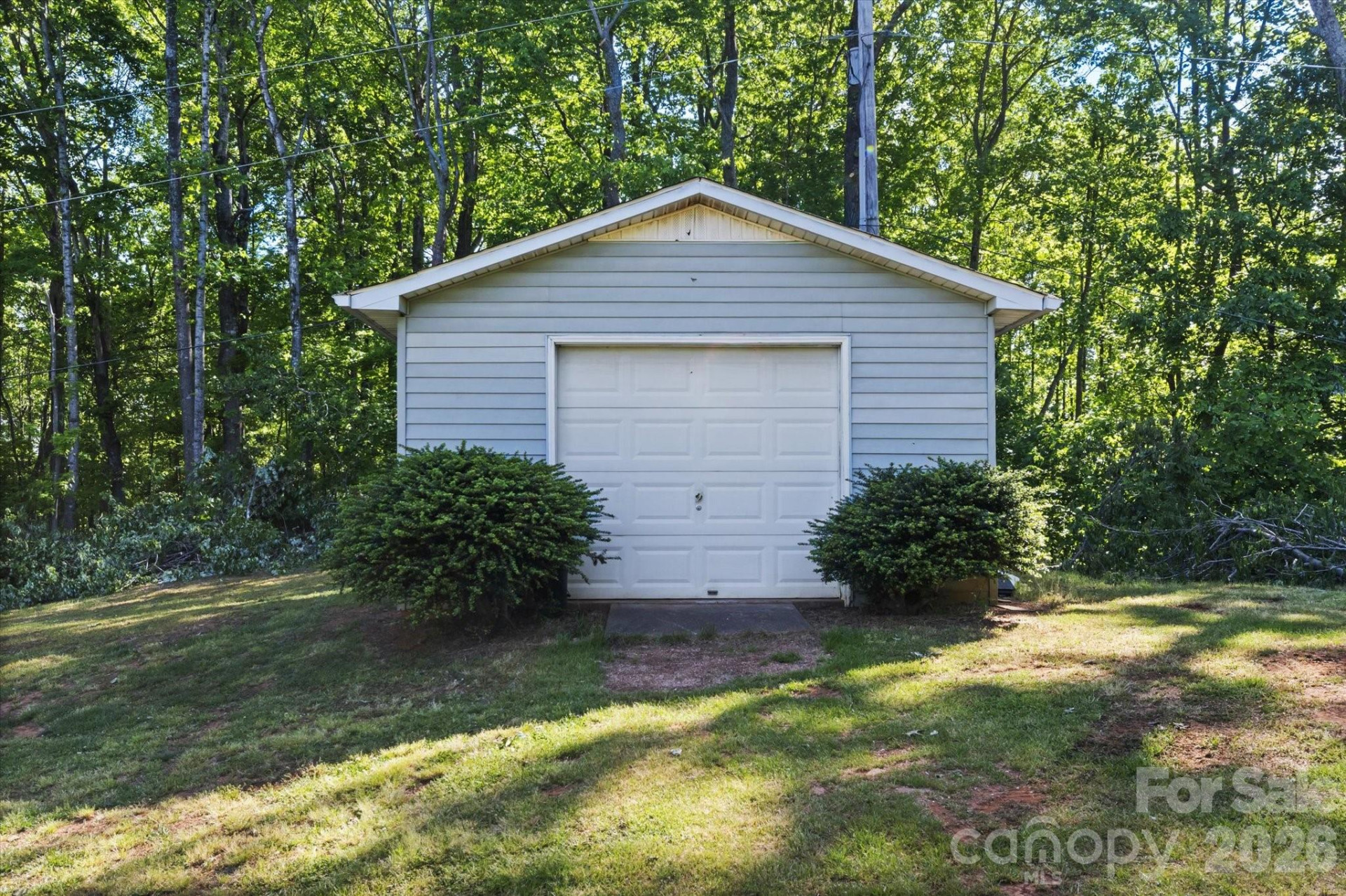 295 Cobblestone Drive - Photo 4