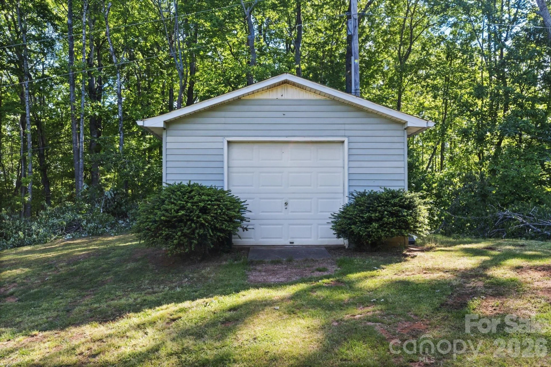 295 Cobblestone Drive - Photo 4