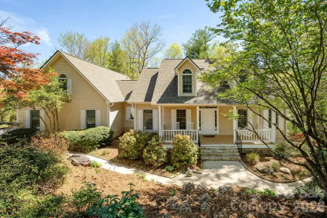 4 BEN HOGAN Drive
