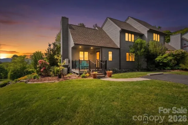 301 Robertson Street, Burnsville, NC, 28714
