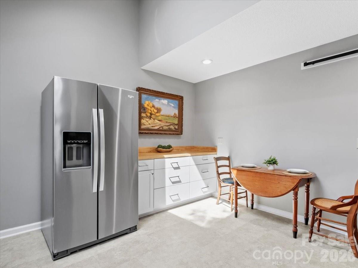 301 Robertson Street - Photo 11