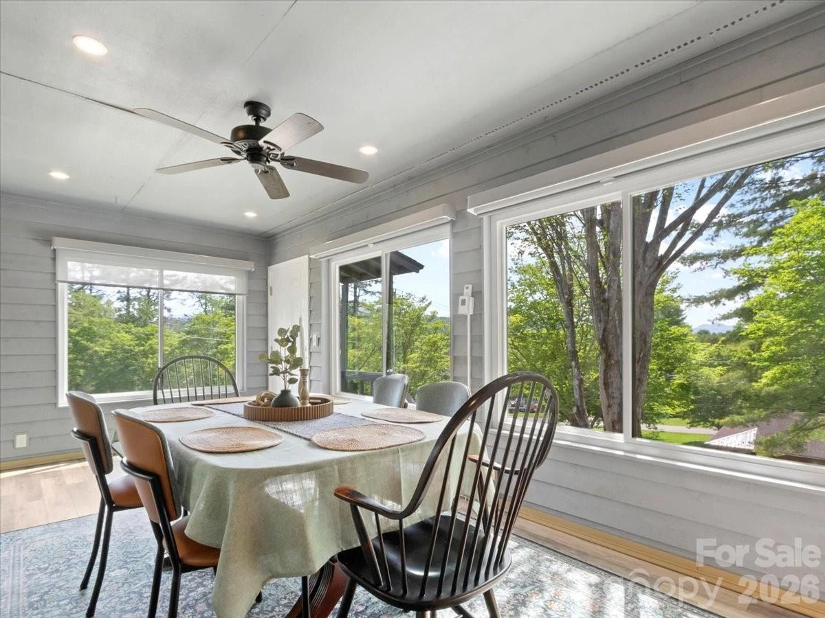 301 Robertson Street - Photo 12