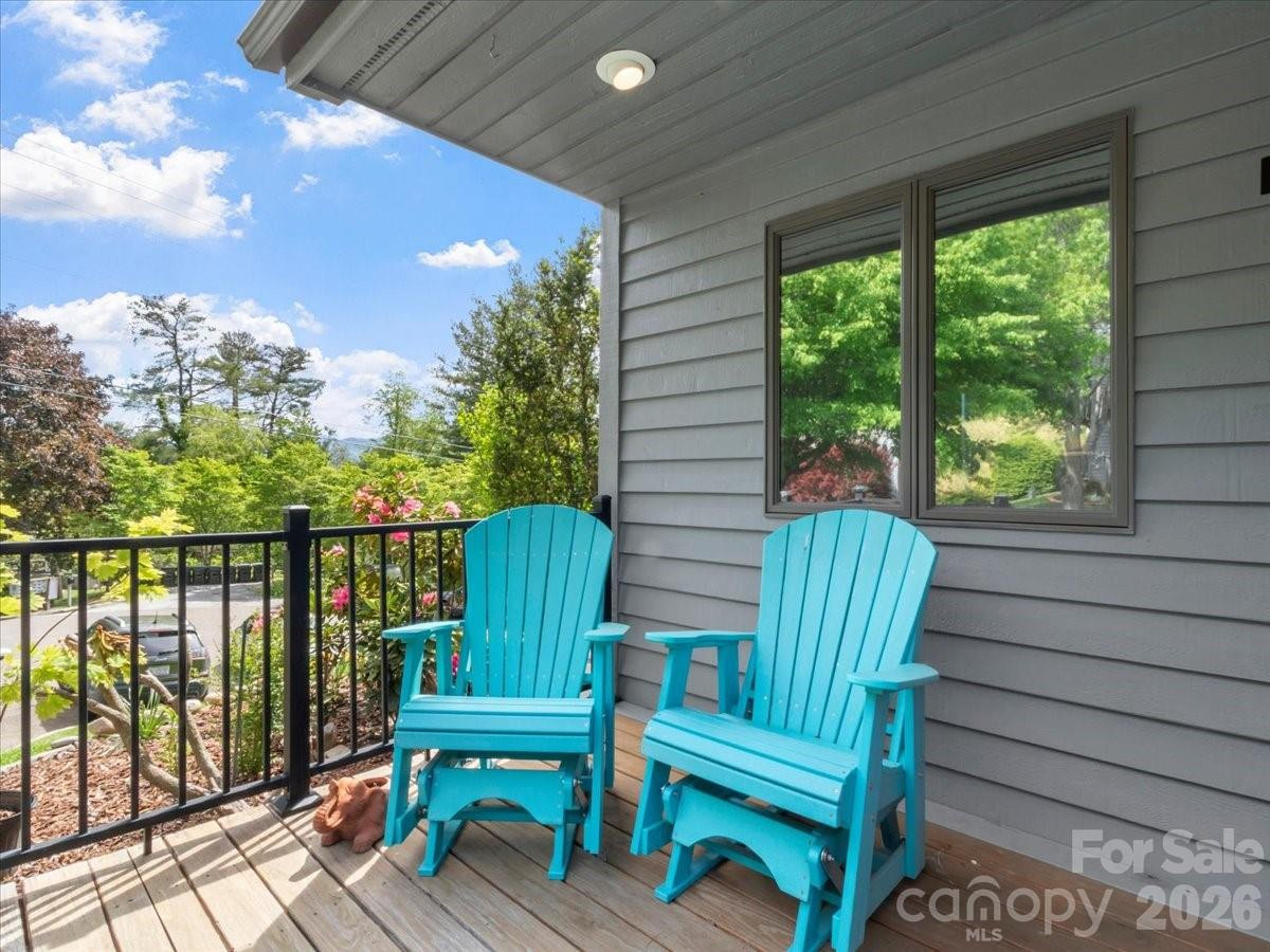 301 Robertson Street - Photo 3