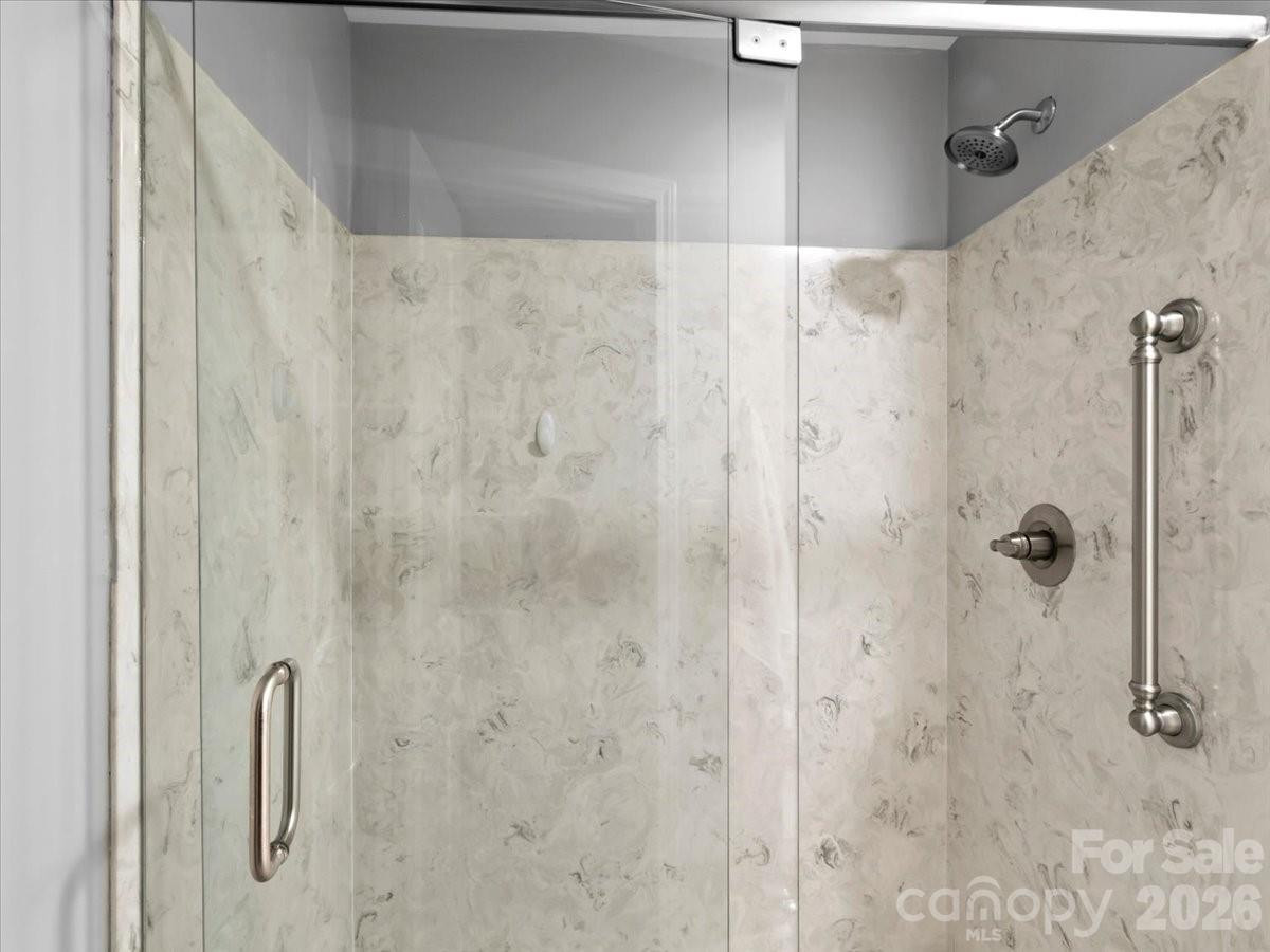 301 Robertson Street - Photo 23
