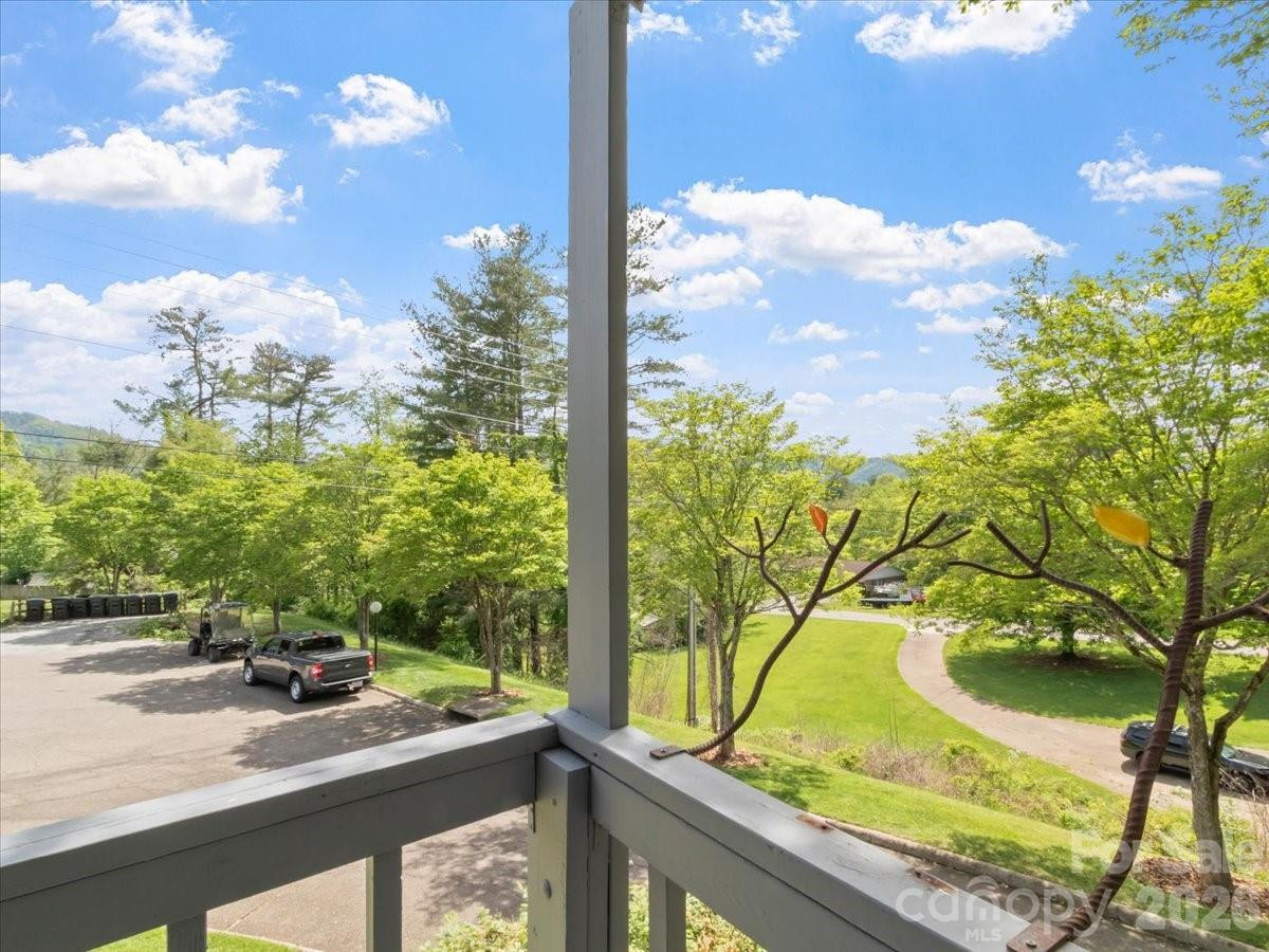 301 Robertson Street - Photo 35