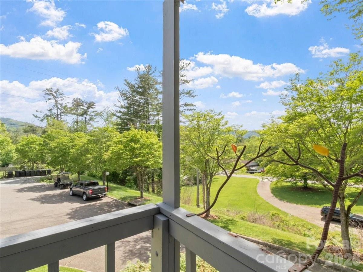301 Robertson Street - Photo 35