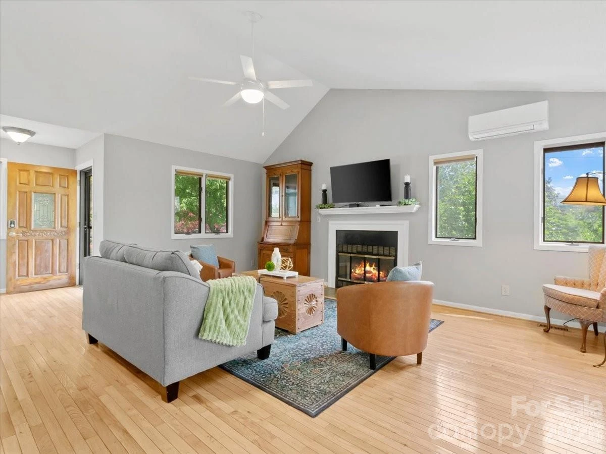 301 Robertson Street - Photo 7