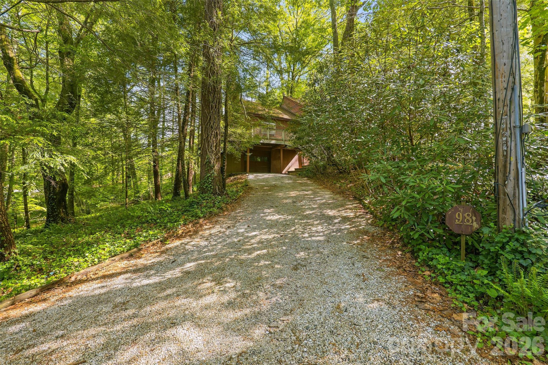 98 Skyline Drive - Photo 2