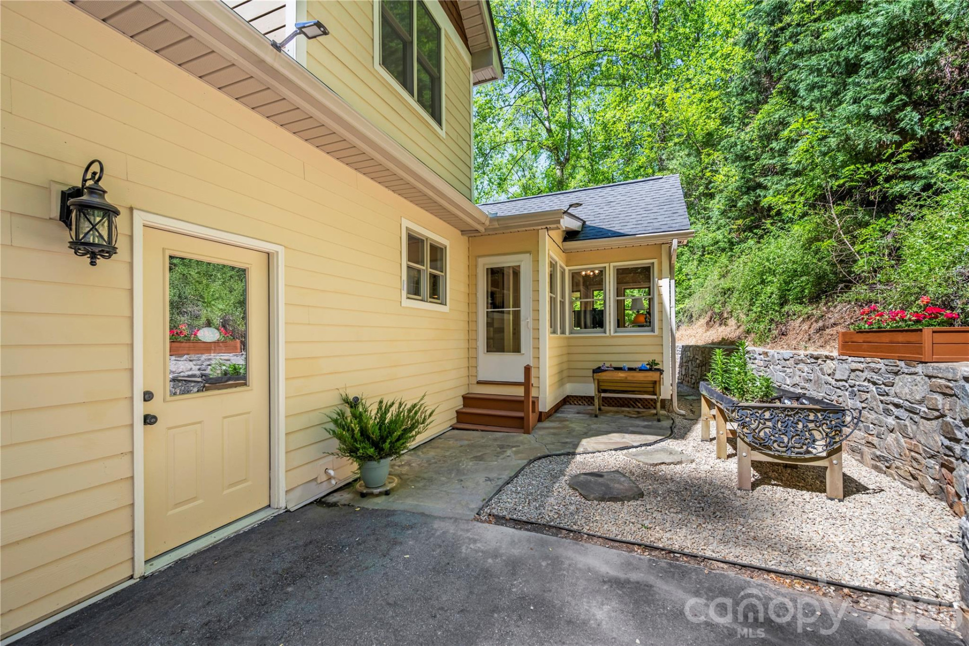 128 Churchill Downs Drive - Photo 28