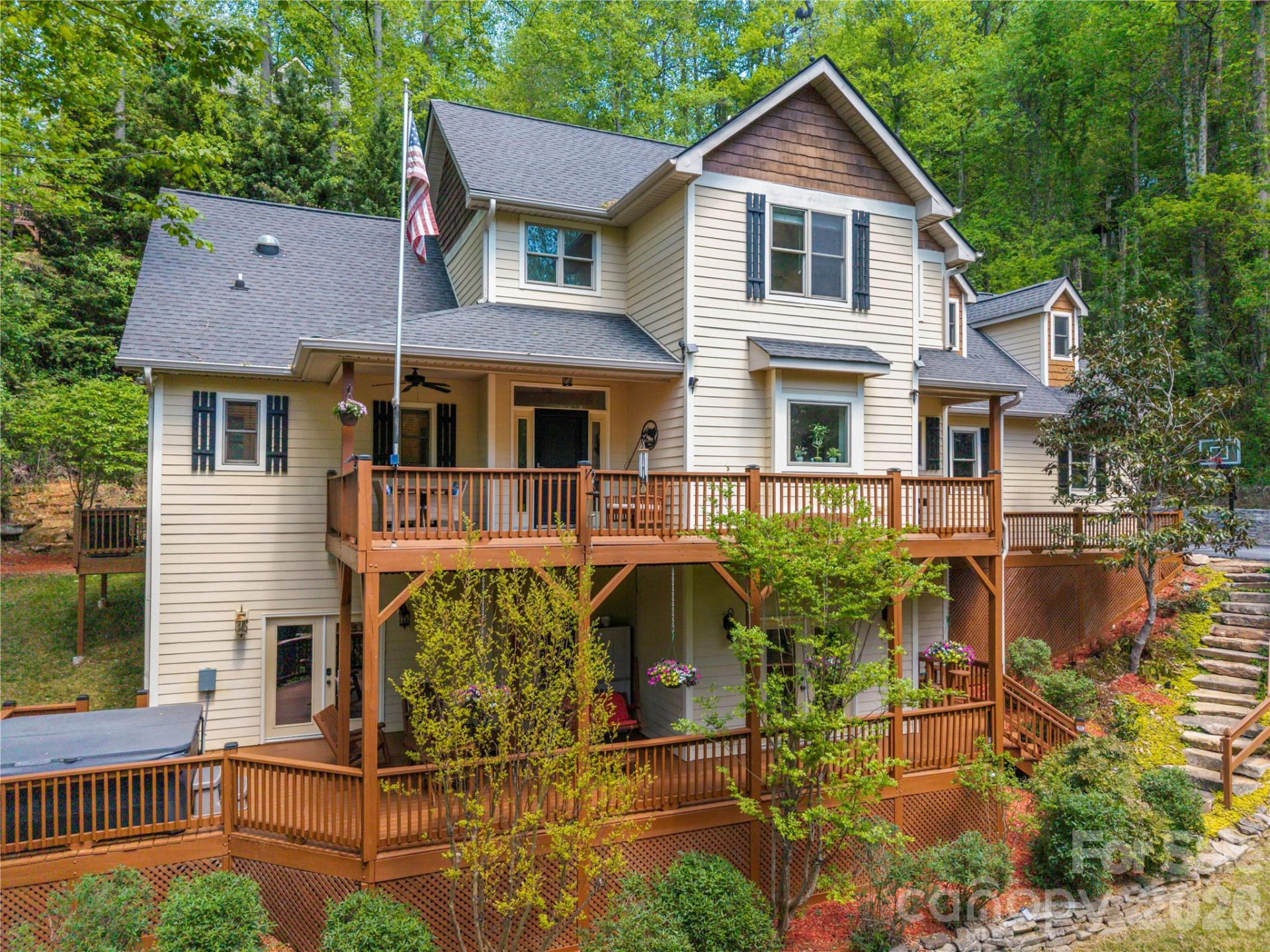 128 Churchill Downs Drive - Photo 4