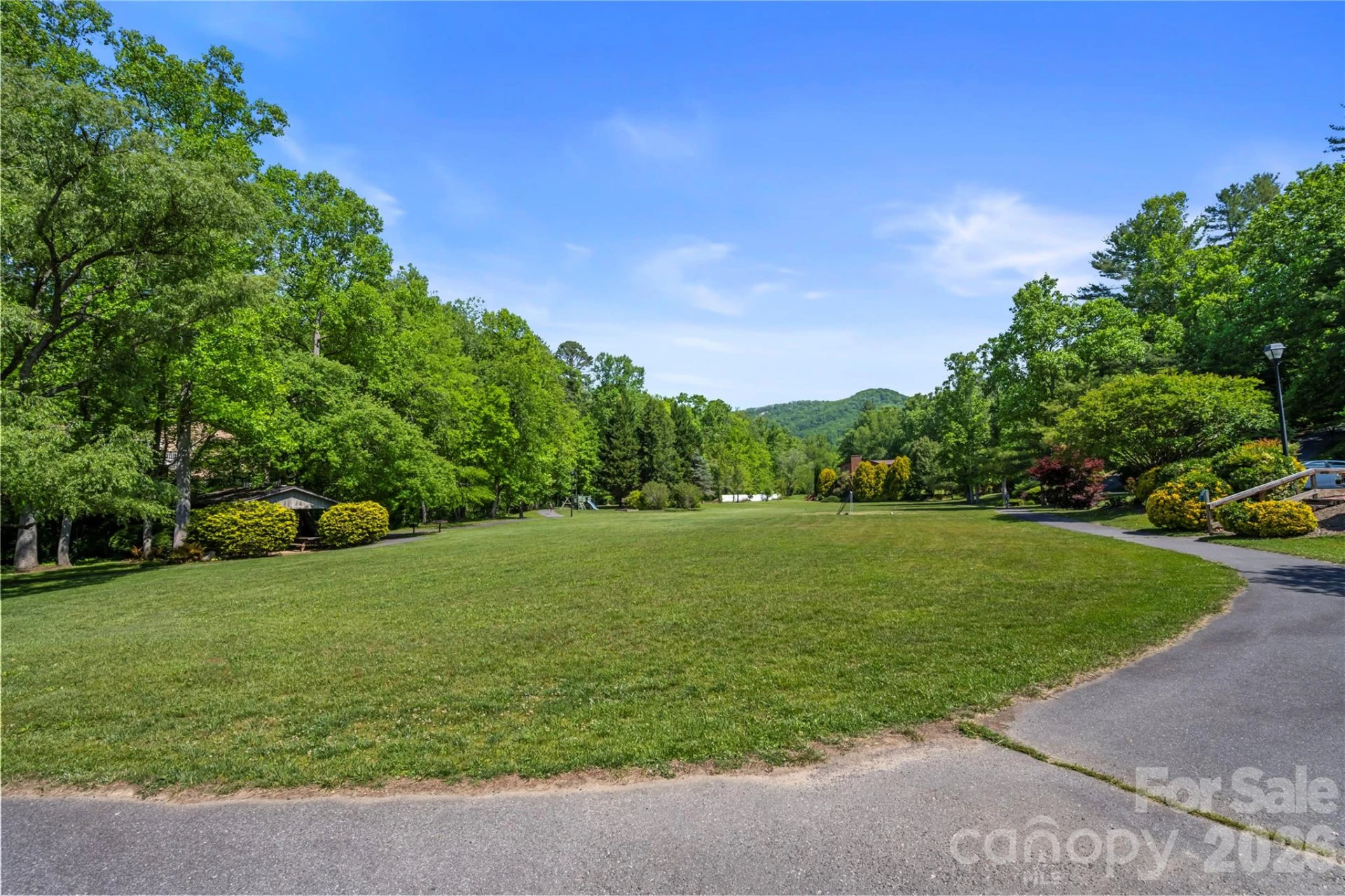 128 Churchill Downs Drive - Photo 44