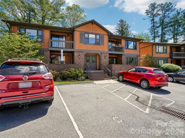 1737 Haywood Manor Road