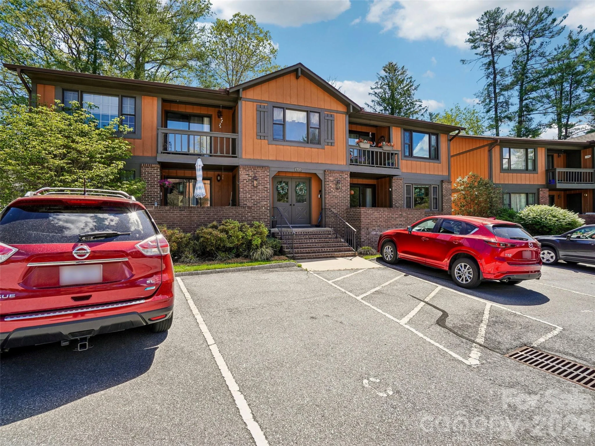 1737 Haywood Manor Road #B