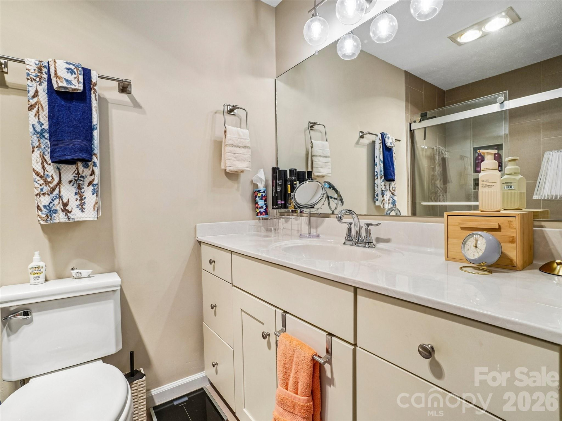 1737 Haywood Manor Road #B - Photo 16