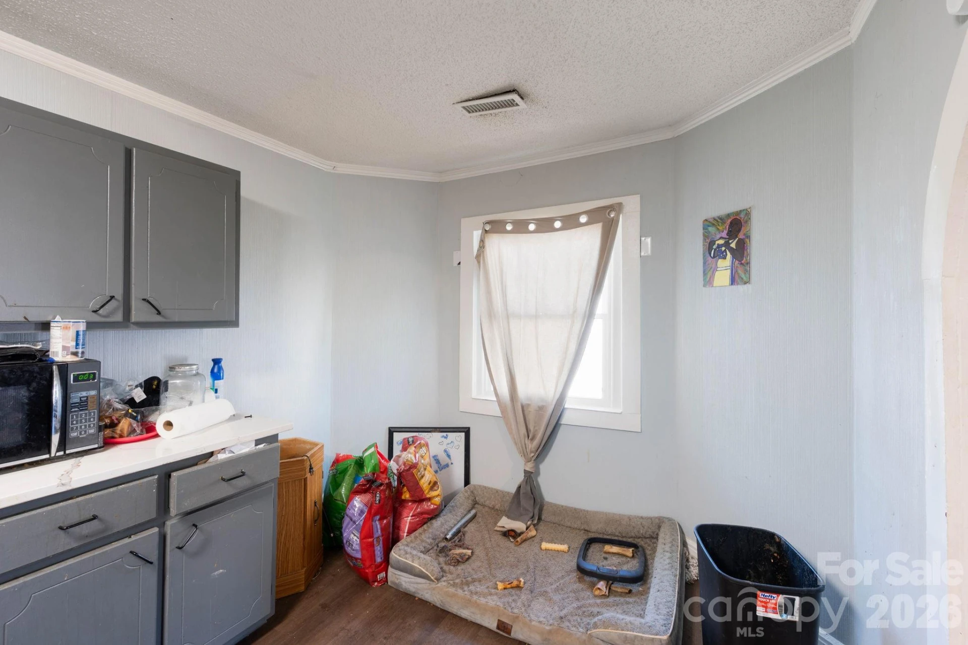 136 Broadway Street - Photo 10