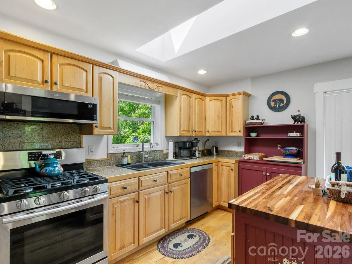 31 Bear Den Road - Photo 17