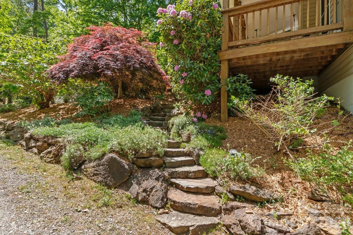 31 Bear Den Road - Photo 42
