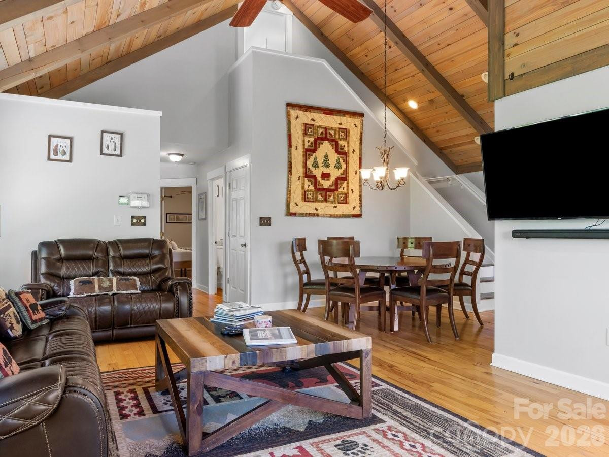 31 Bear Den Road - Photo 10