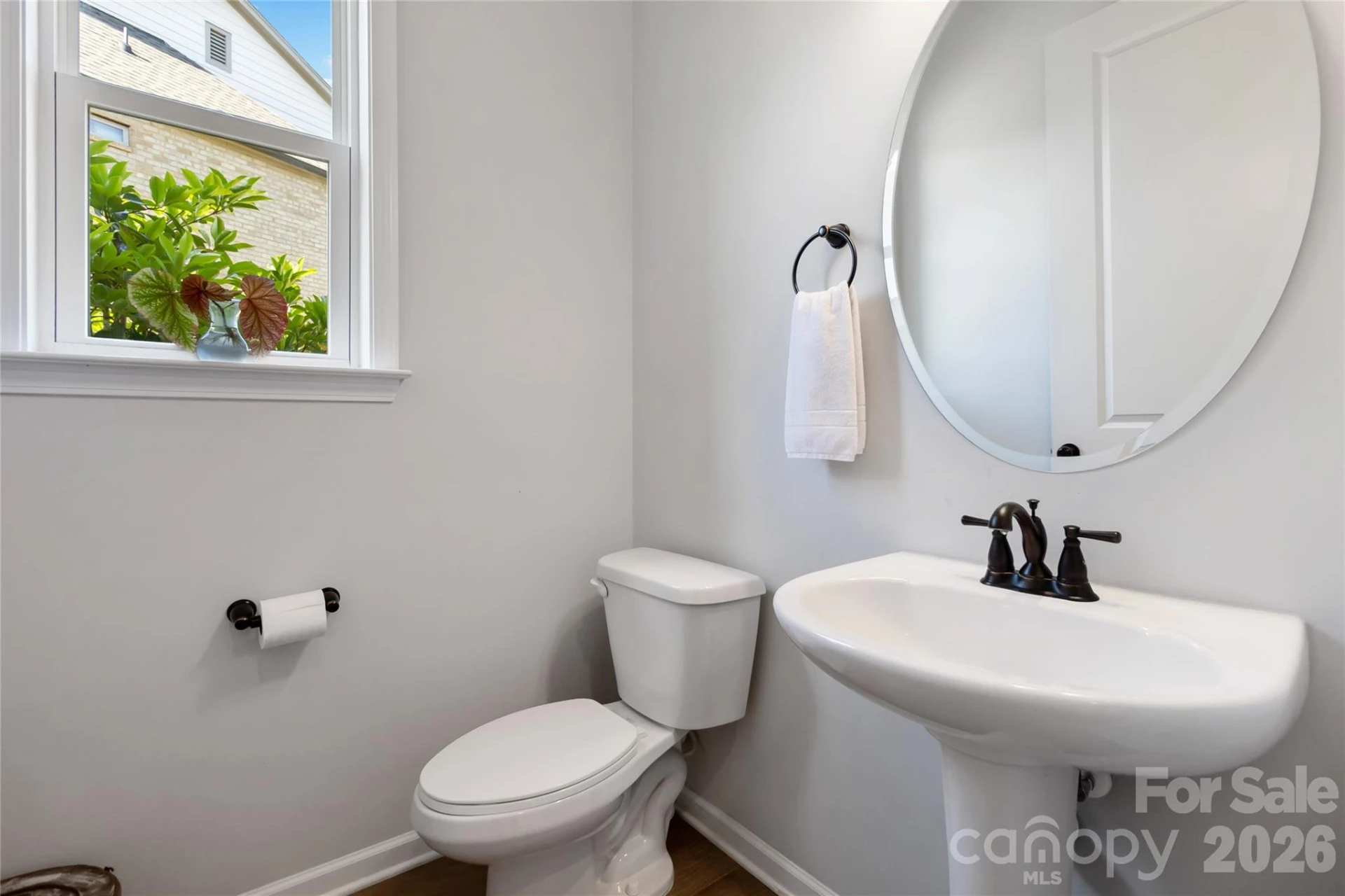 1124 Greenbridge Drive - Photo 4