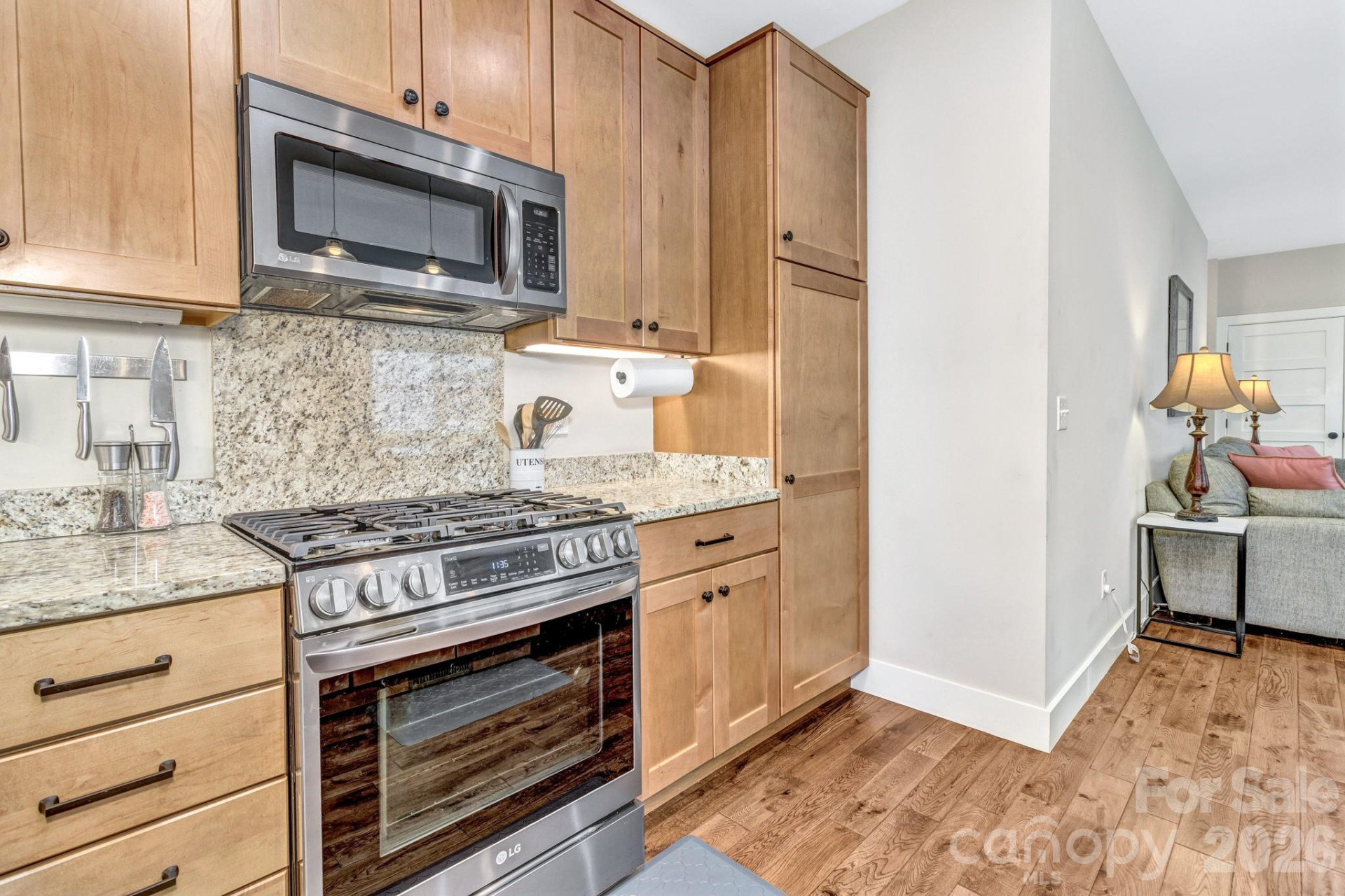 116 Craggy Street - Photo 14