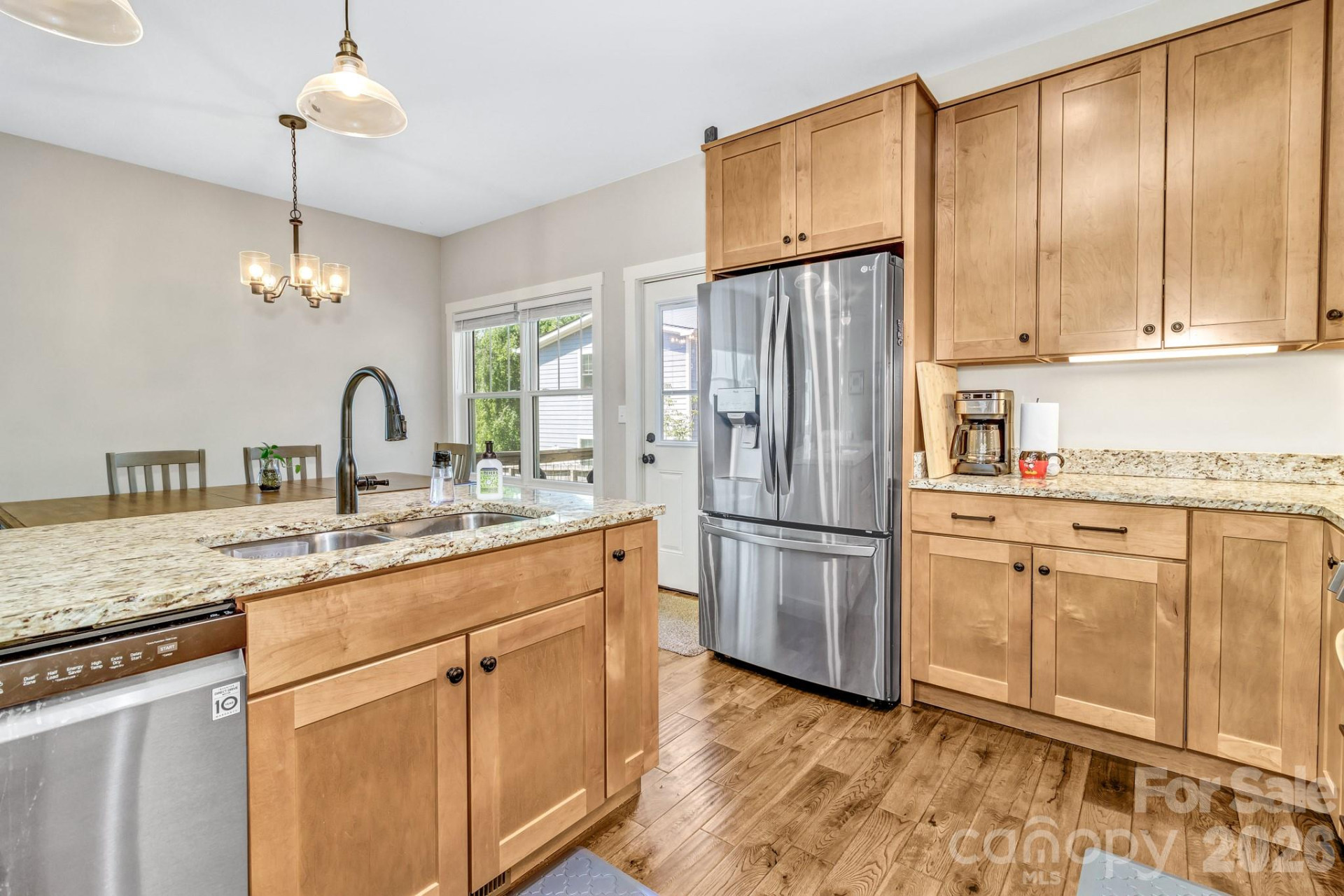 116 Craggy Street - Photo 15