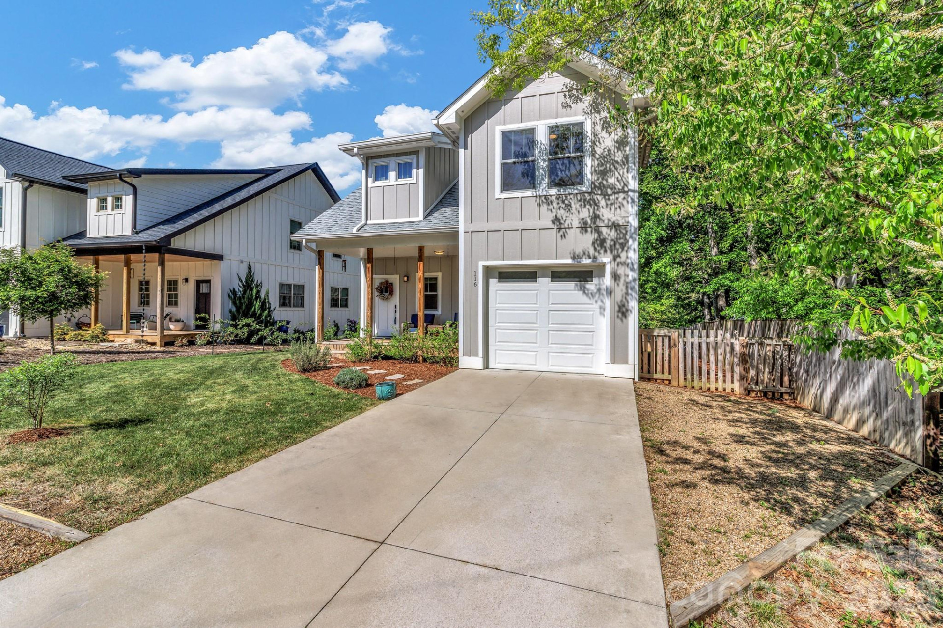 116 Craggy Street - Photo 3