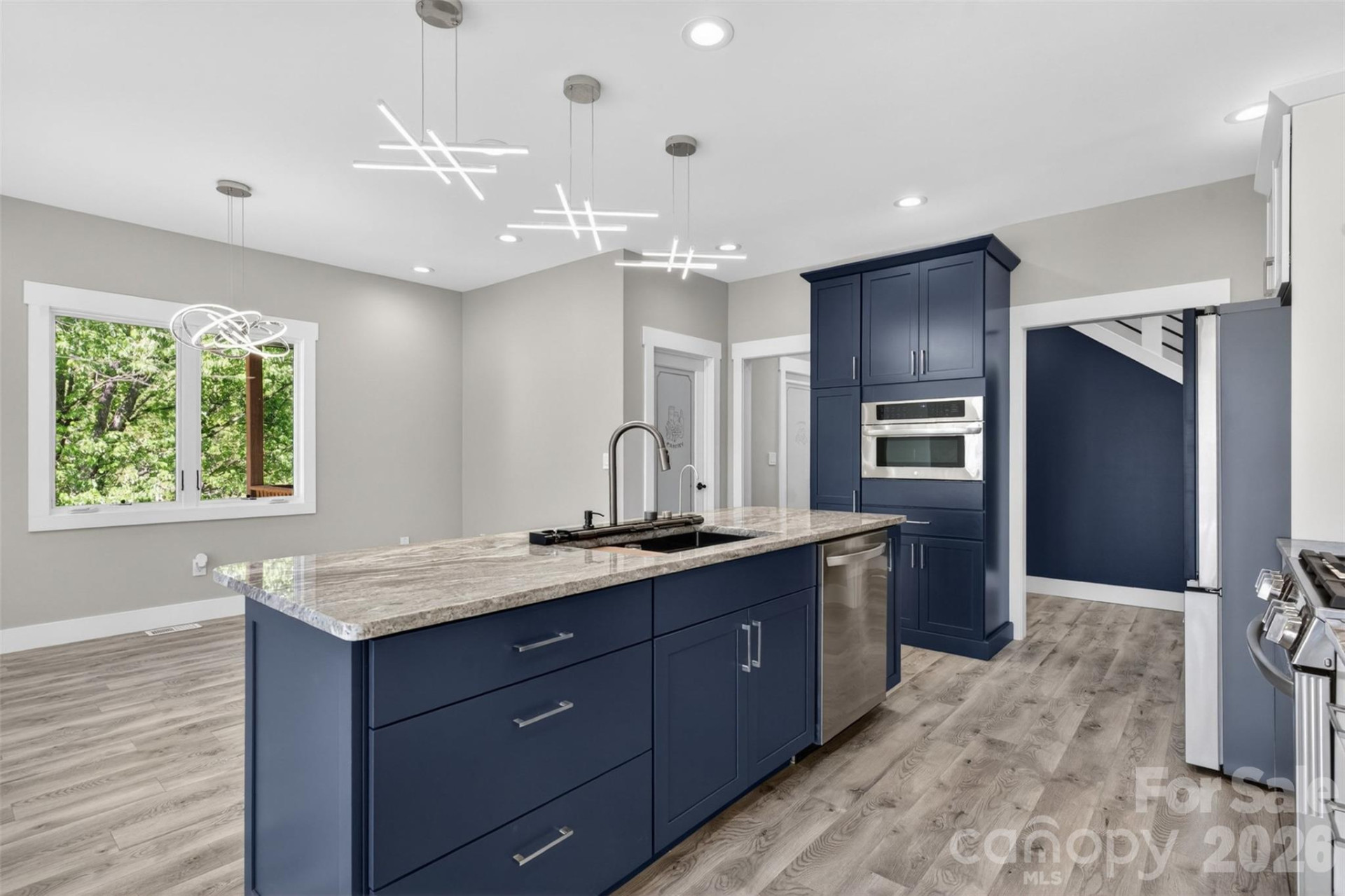 98 Downing Street - Photo 15