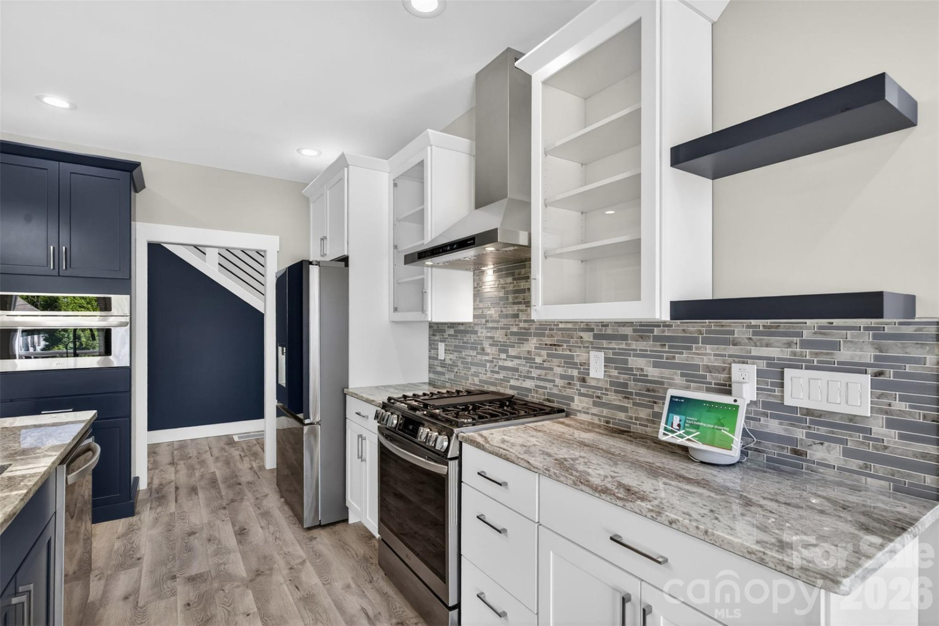 98 Downing Street - Photo 17