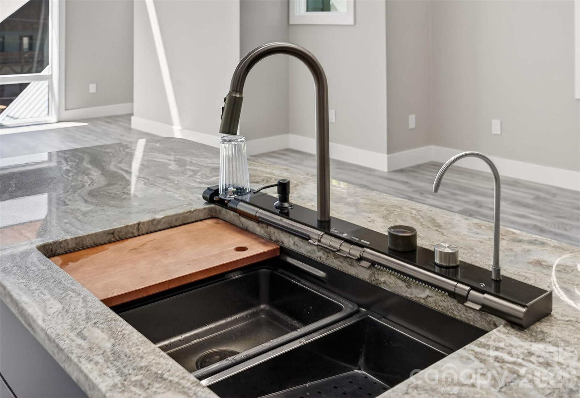 98 Downing Street - Photo 19