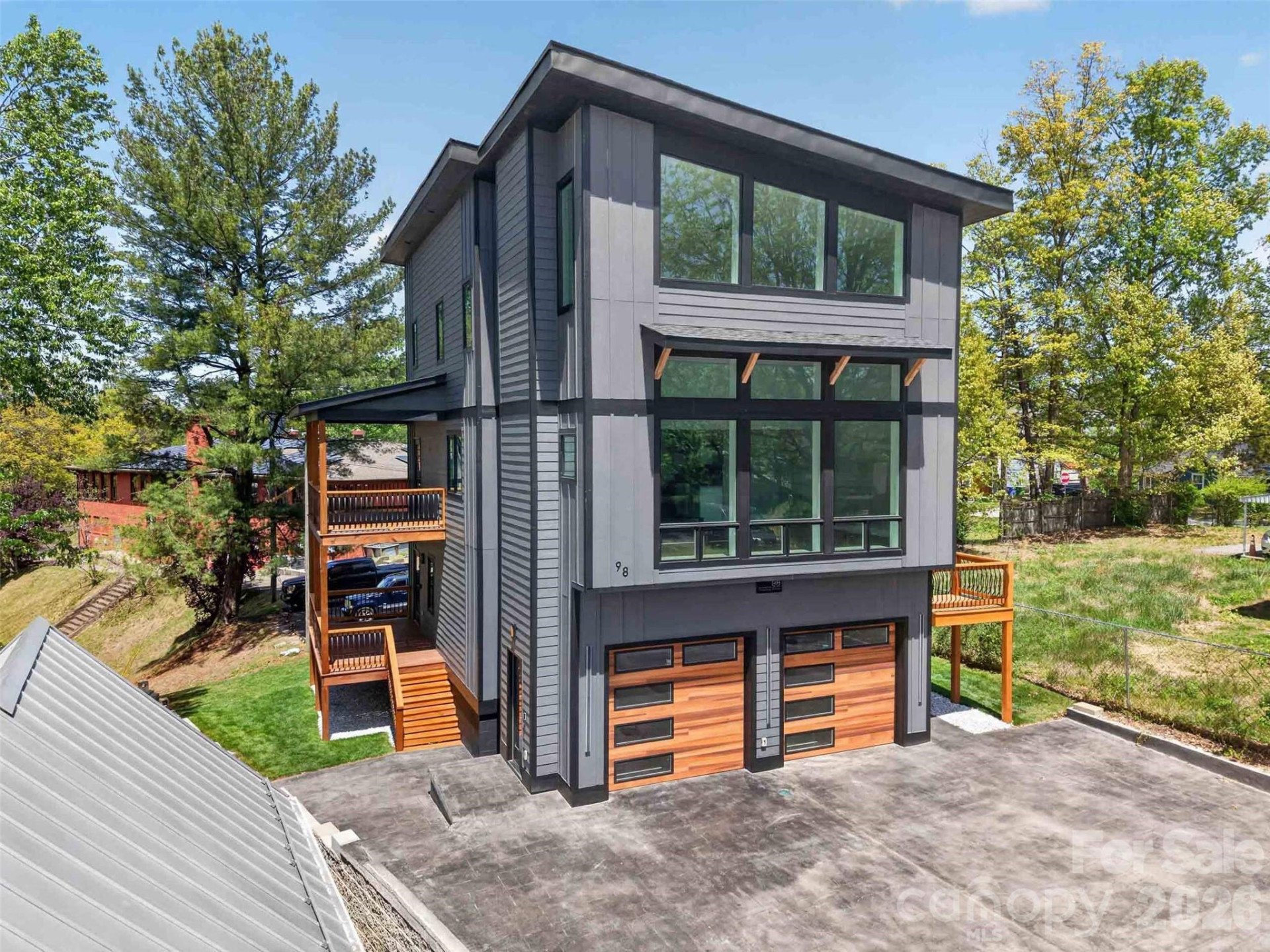 98 Downing Street - Photo 4