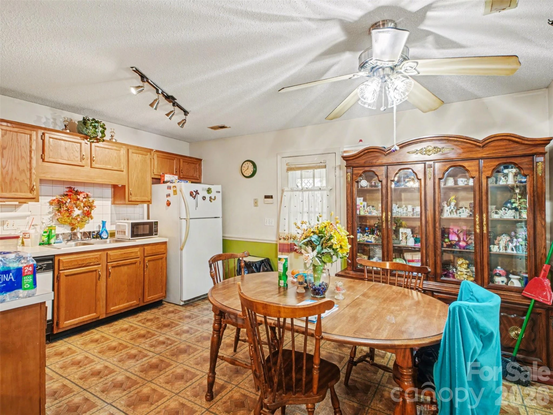 201 Bishop Lane - Photo 7