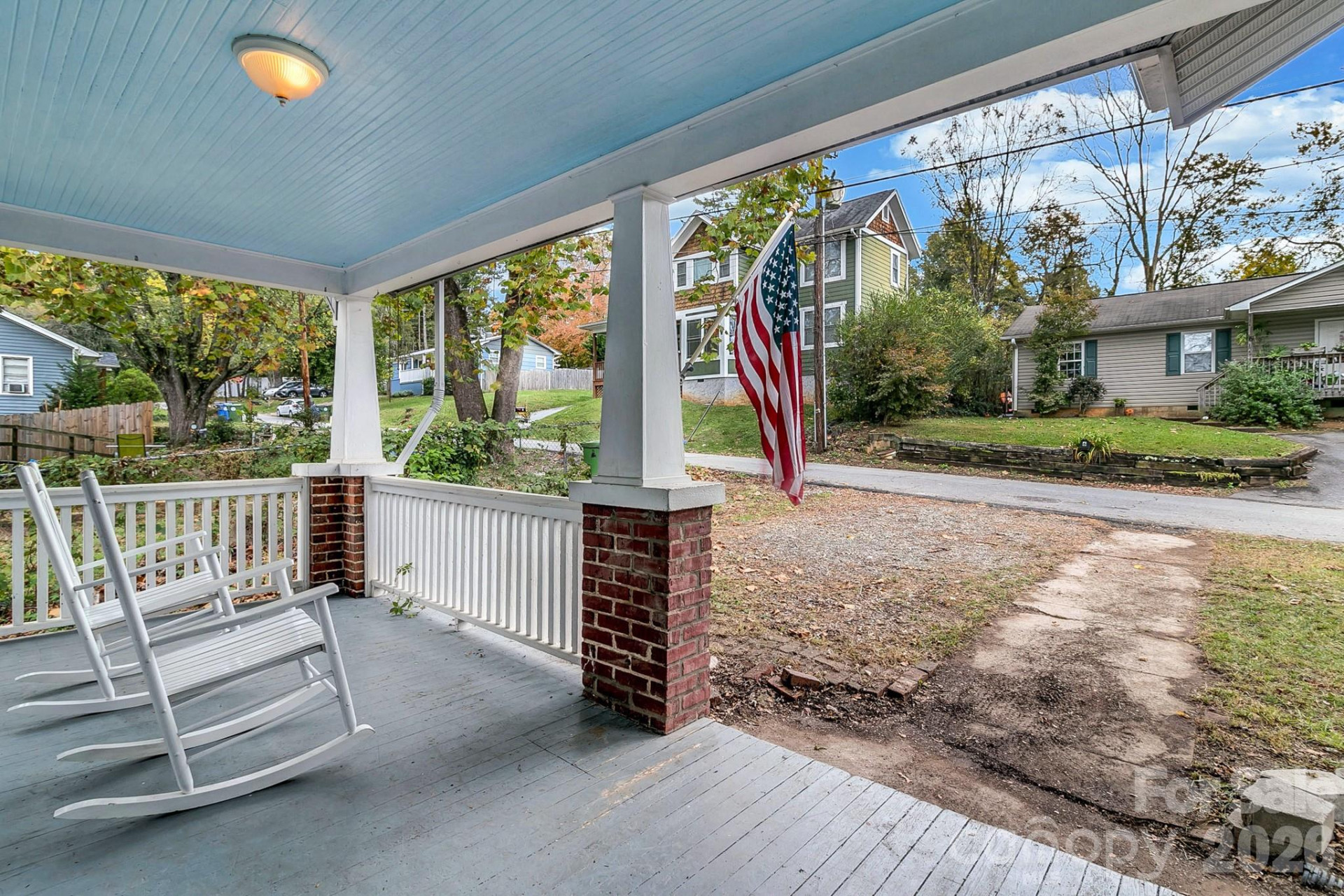 5 Main Street - Photo 4