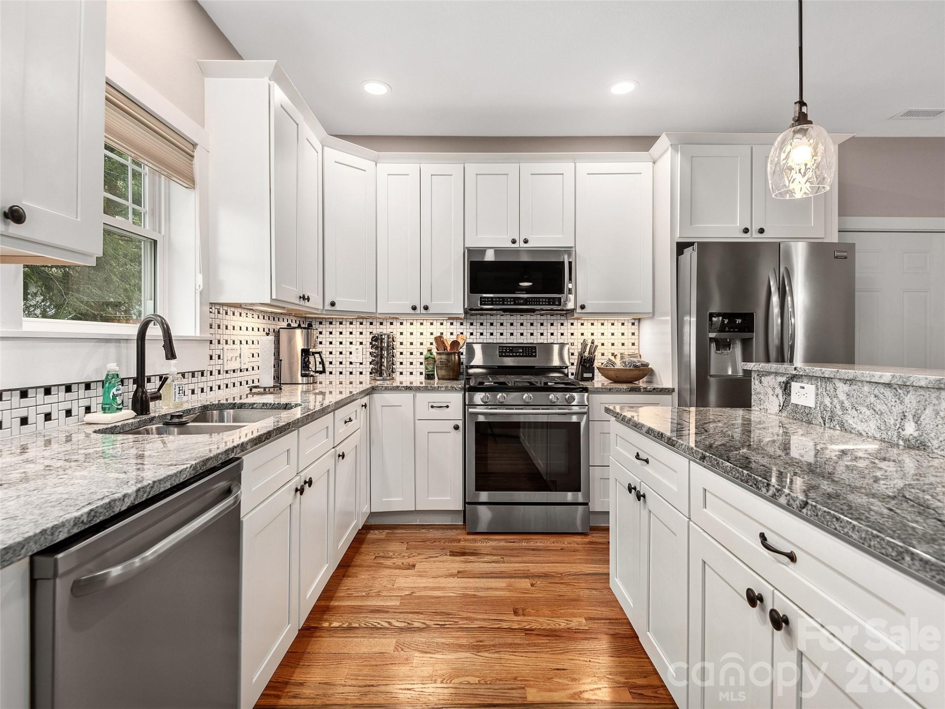 81 Boyd Avenue - Photo 10