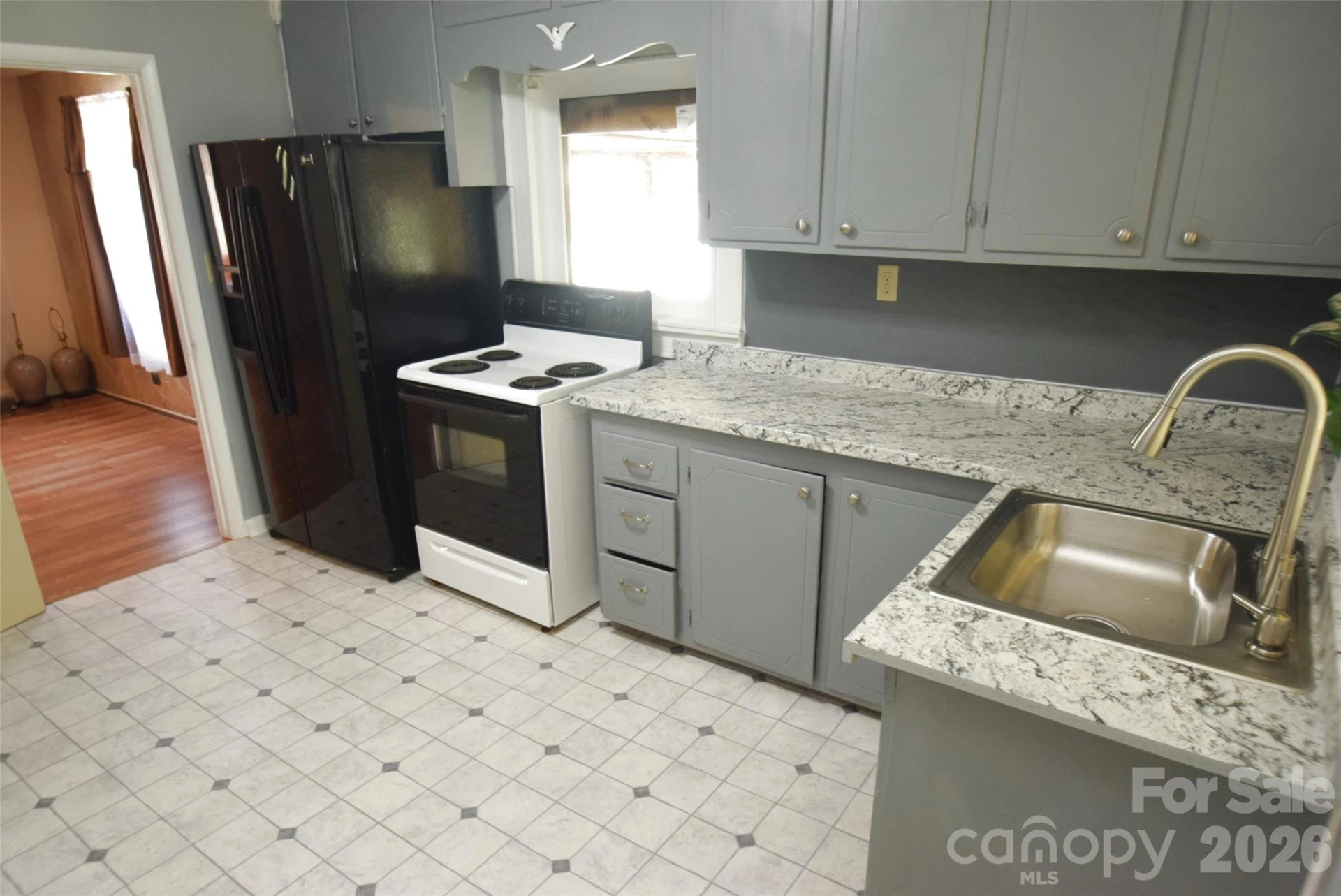 504 Hunter Avenue - Photo 9