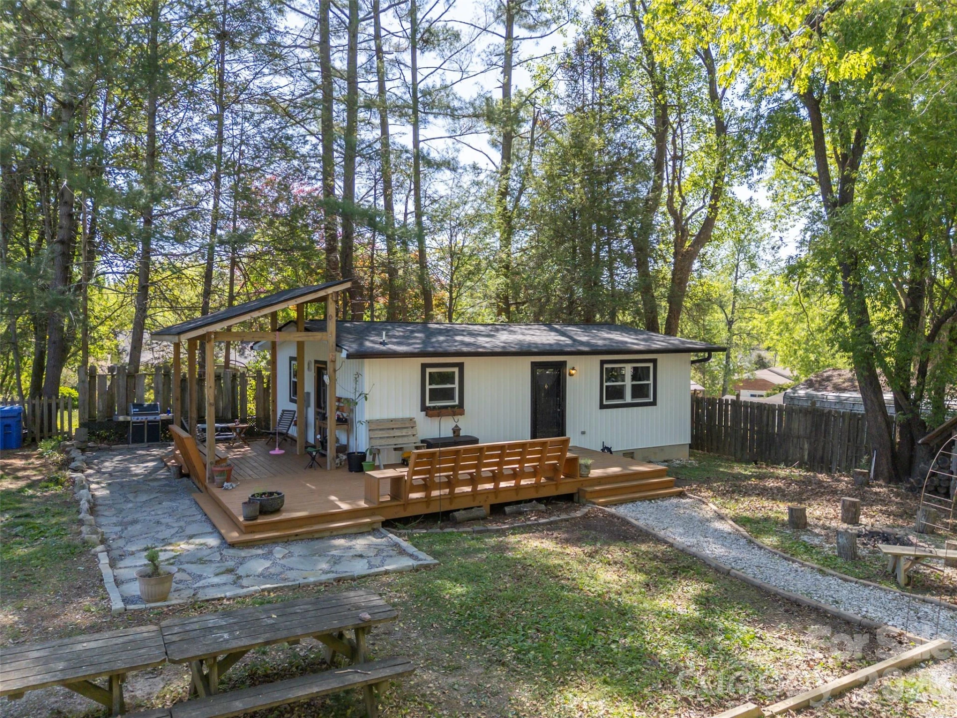 1737 Shano Drive - Photo 4