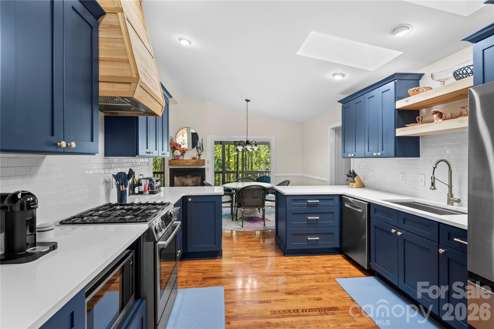 1801 Riverview Court - Photo 4