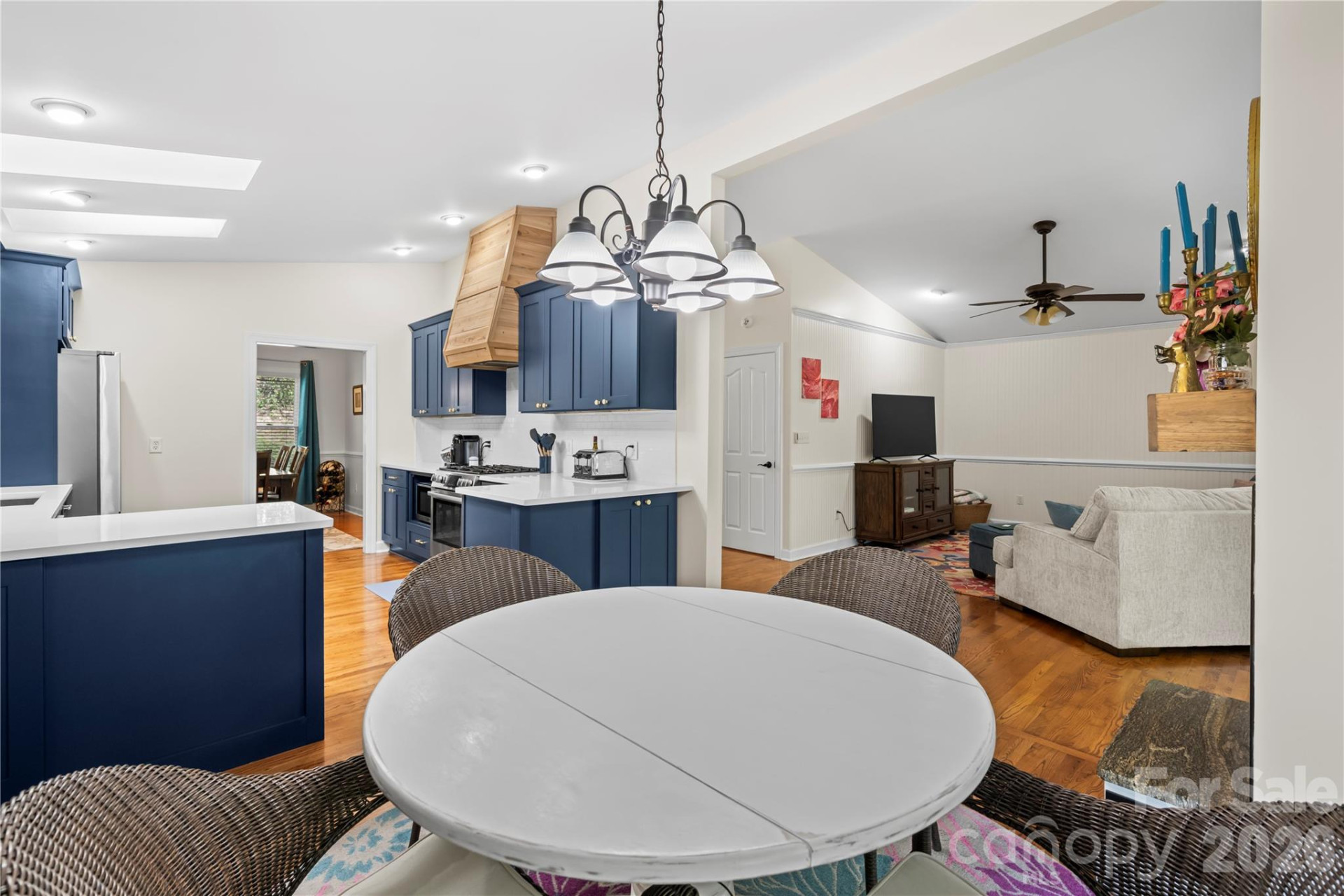 1801 Riverview Court - Photo 9