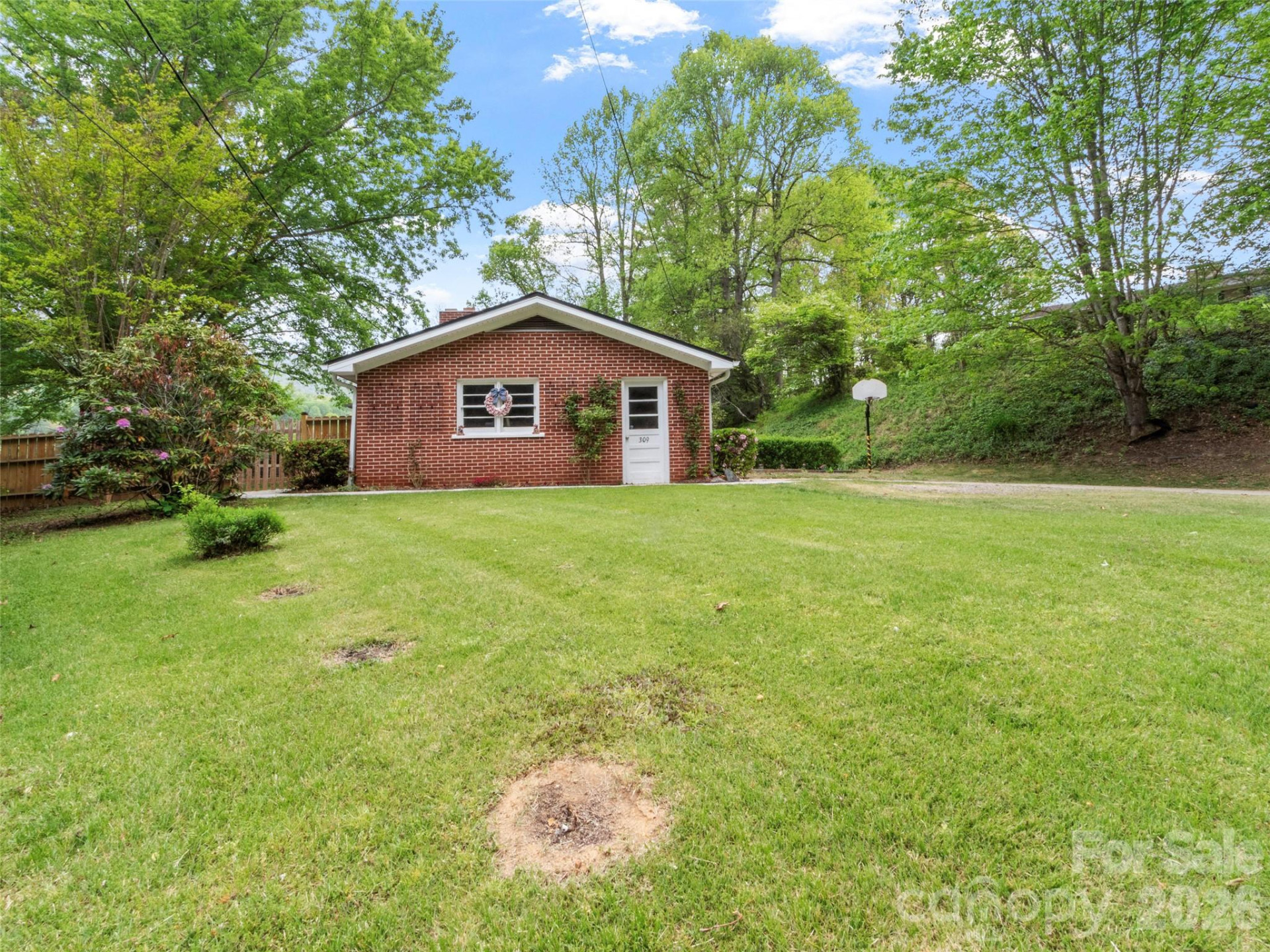 309 Presnell Street - Photo 34