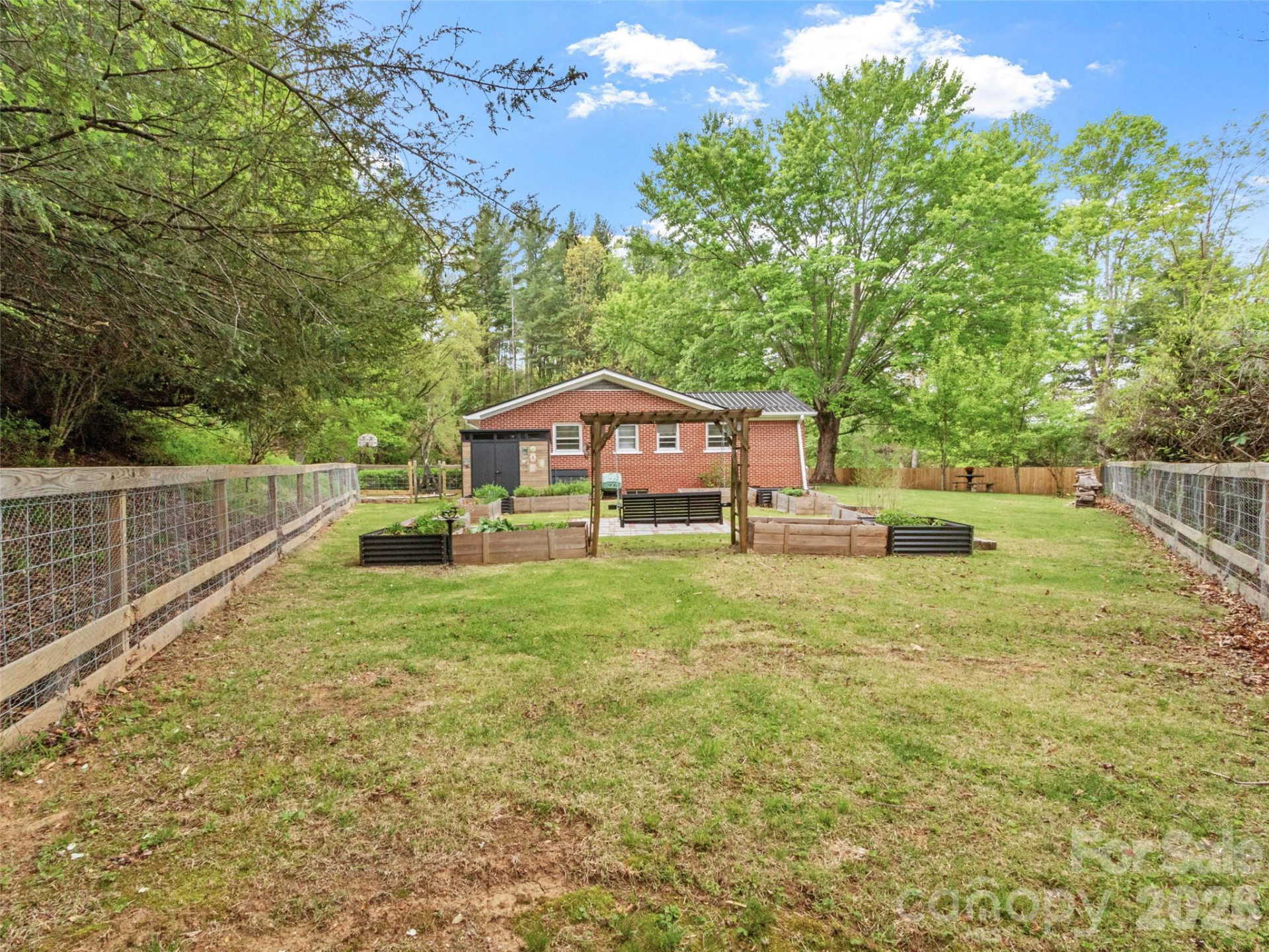 309 Presnell Street - Photo 35