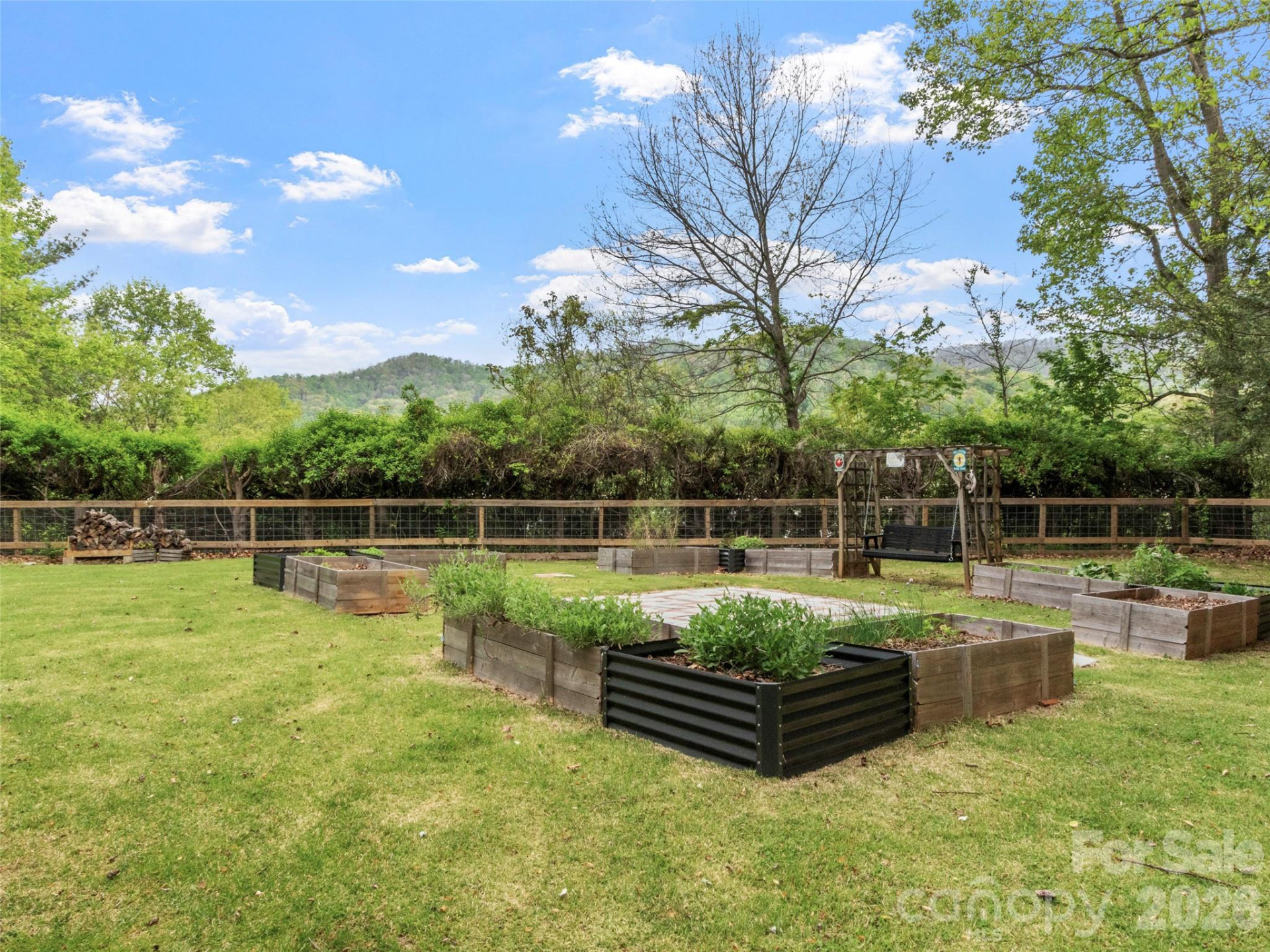 309 Presnell Street - Photo 37