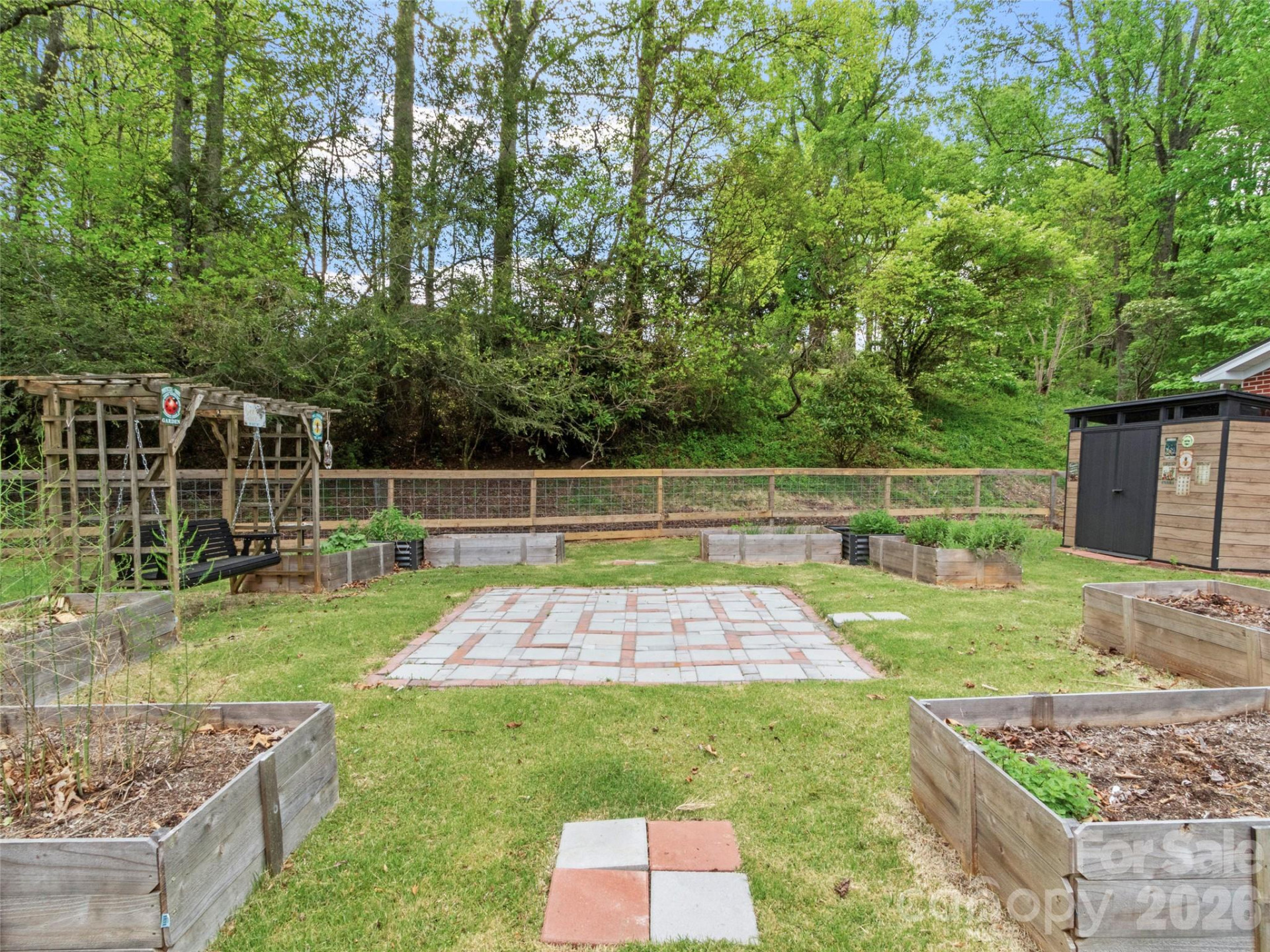 309 Presnell Street - Photo 38