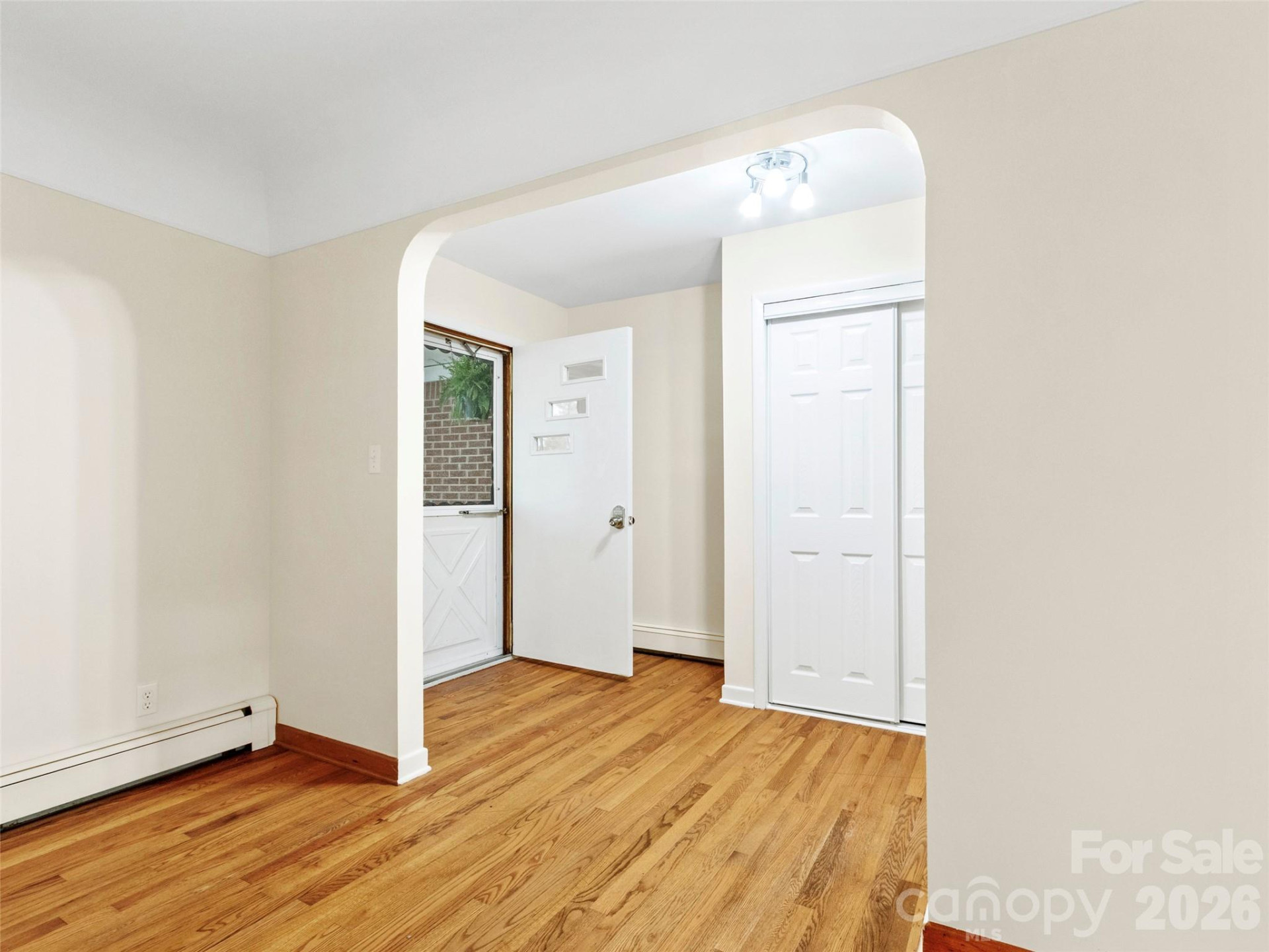 309 Presnell Street - Photo 8