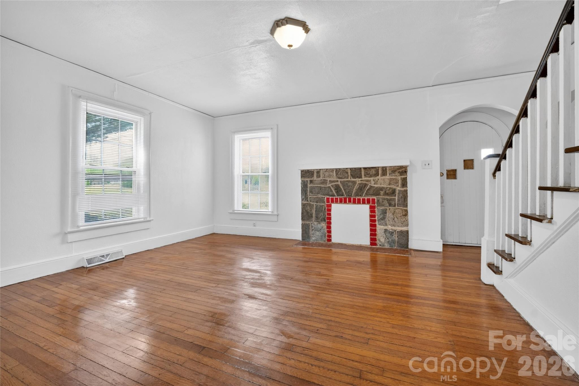 3833 1st Avenue - Photo 6