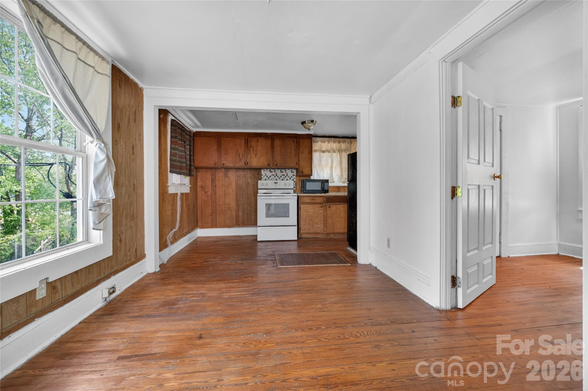 3833 1st Avenue - Photo 7